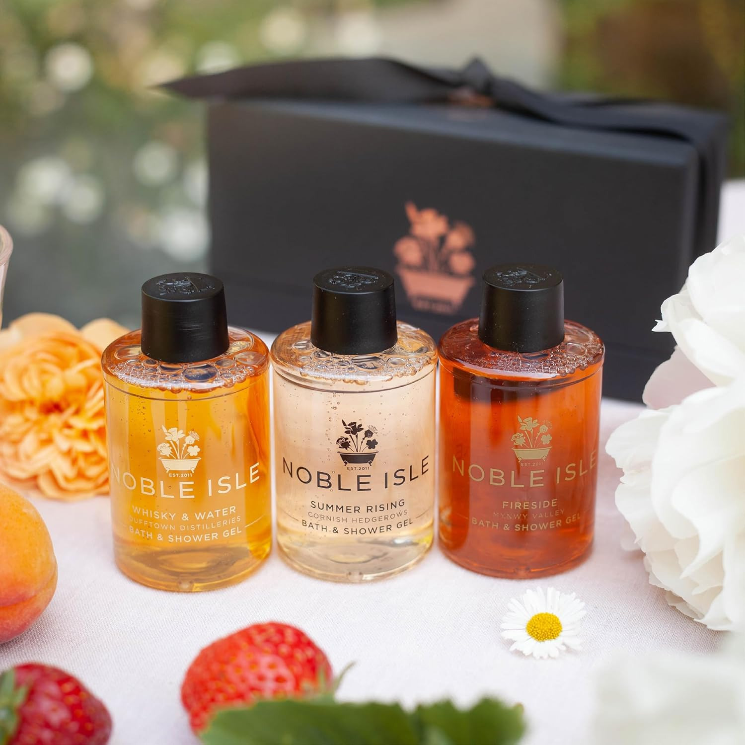 Noble Isle Warm & Spicy Bath & Shower Trio image number 2