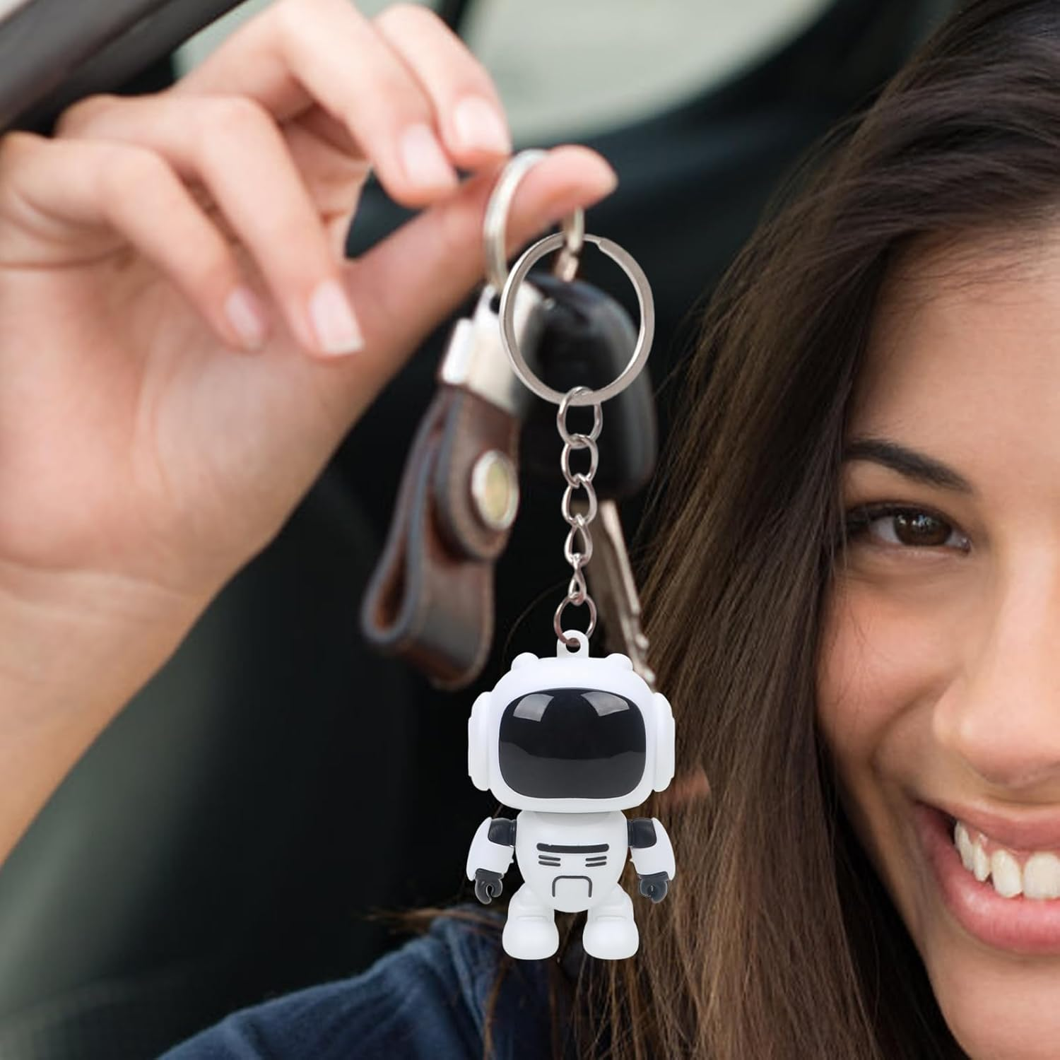 Bag Charm | Joint Movable Robot Wallet Pendant,Glowing Eyes Design Keychains for Backpacks,For Women Men Bag Schoolbag Handbag Home Car Travel - Red image number 5