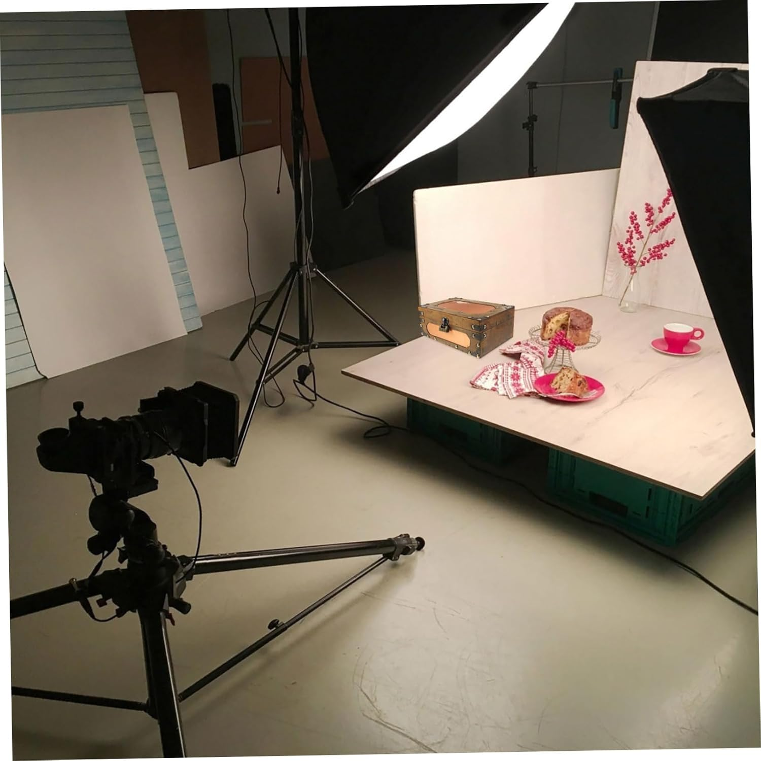 Retro Storage Box Vintage Wooden Craft Storage for Jewelry Decorative Treasure Chest image number 6