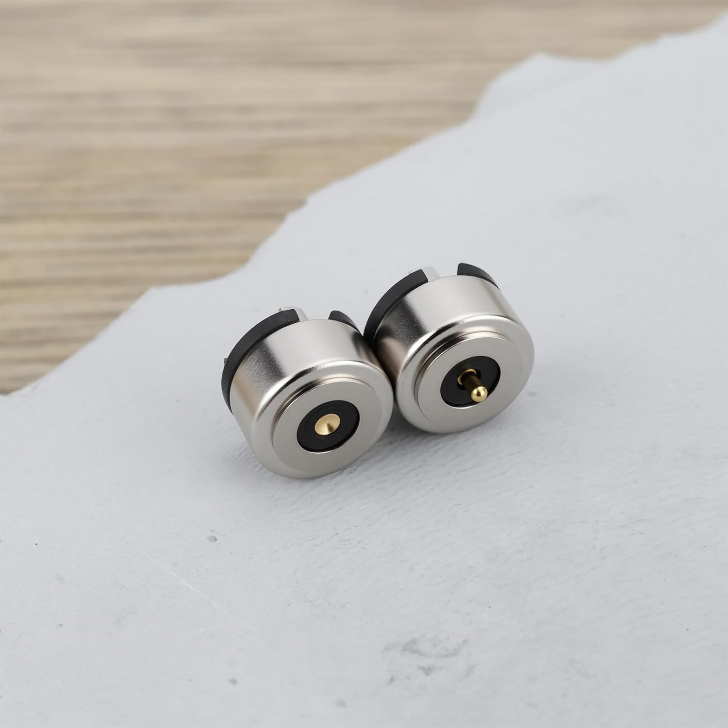 Emsea 4Pcs 8Mm 1Pin 3A 12V DC Magnetic Copper Point Socket Solder Wire Charging Head Male and Female Probe Connectors image number 3