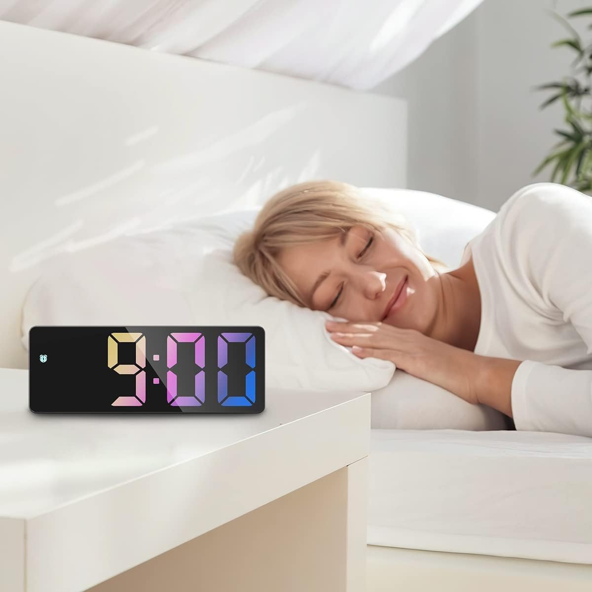 Digital Alarm Clock, LED Clock for Bedroom, Electronic Desktop Clock with Temperature Display, Adjustable Brightness, Voice Control, 12/24H Display for Home, Bedroom, Office