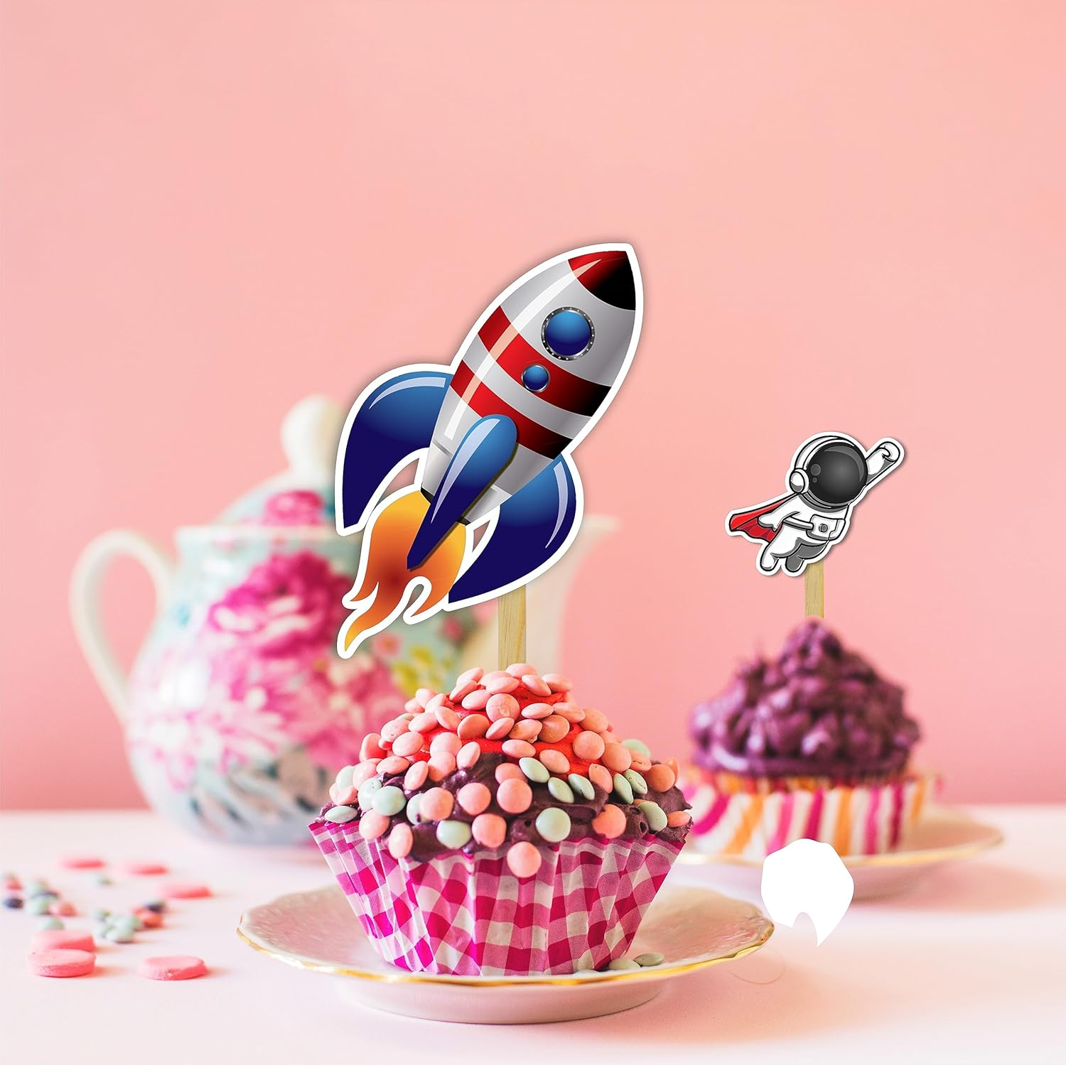 Space Astronaut Cupcake Topper image number 3