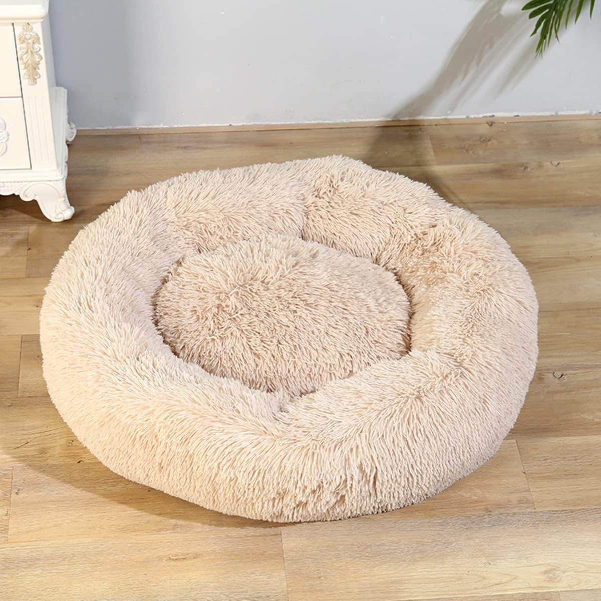 Calming Dog Bed & Cat Bed, Warming Cozy Soft Dog round Bed, Fluffy Faux Fur Plush Dog Cat Cushion Bed for Small Medium Dogs and Cats，Diameter16In