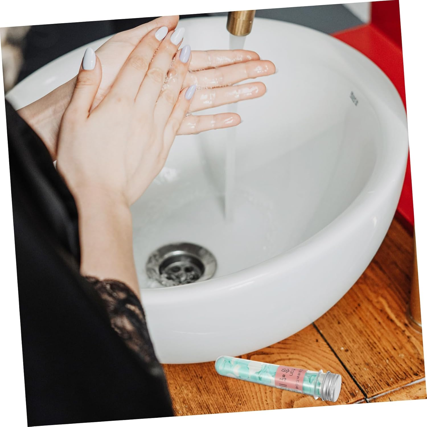 KOMBIUDA 5Pcs Portable Soap for Travel Scented Foaming Soap Petals Disposible Paper for Outdoor Bath image number 1