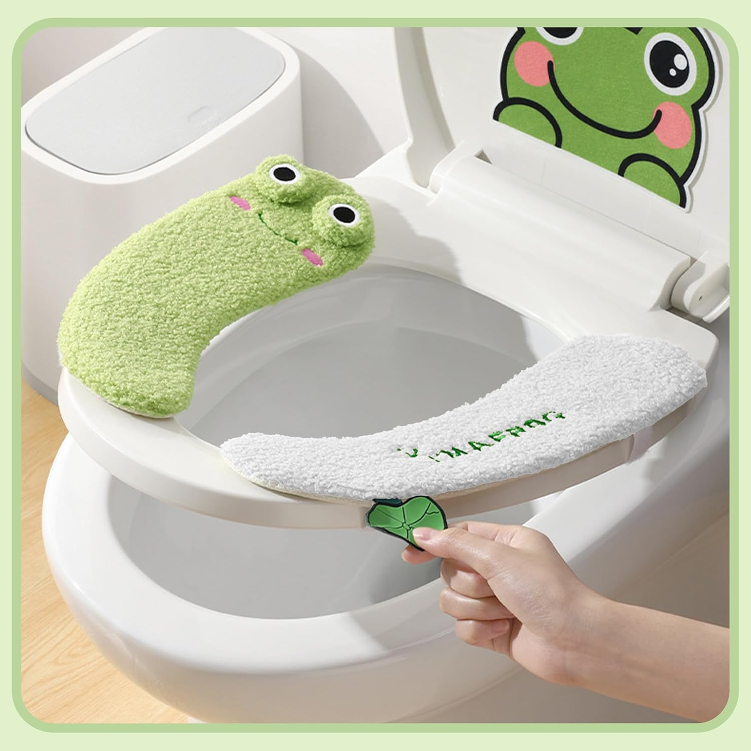 Cute Frog Toilet Seat Cover, Thickened Winter Warm Toilet Mat, Full Coverage, Soft & Comfortable, Universal Fit for All Toilet Types, Easy to Clean, Anti-Slip PU Backing image number 6