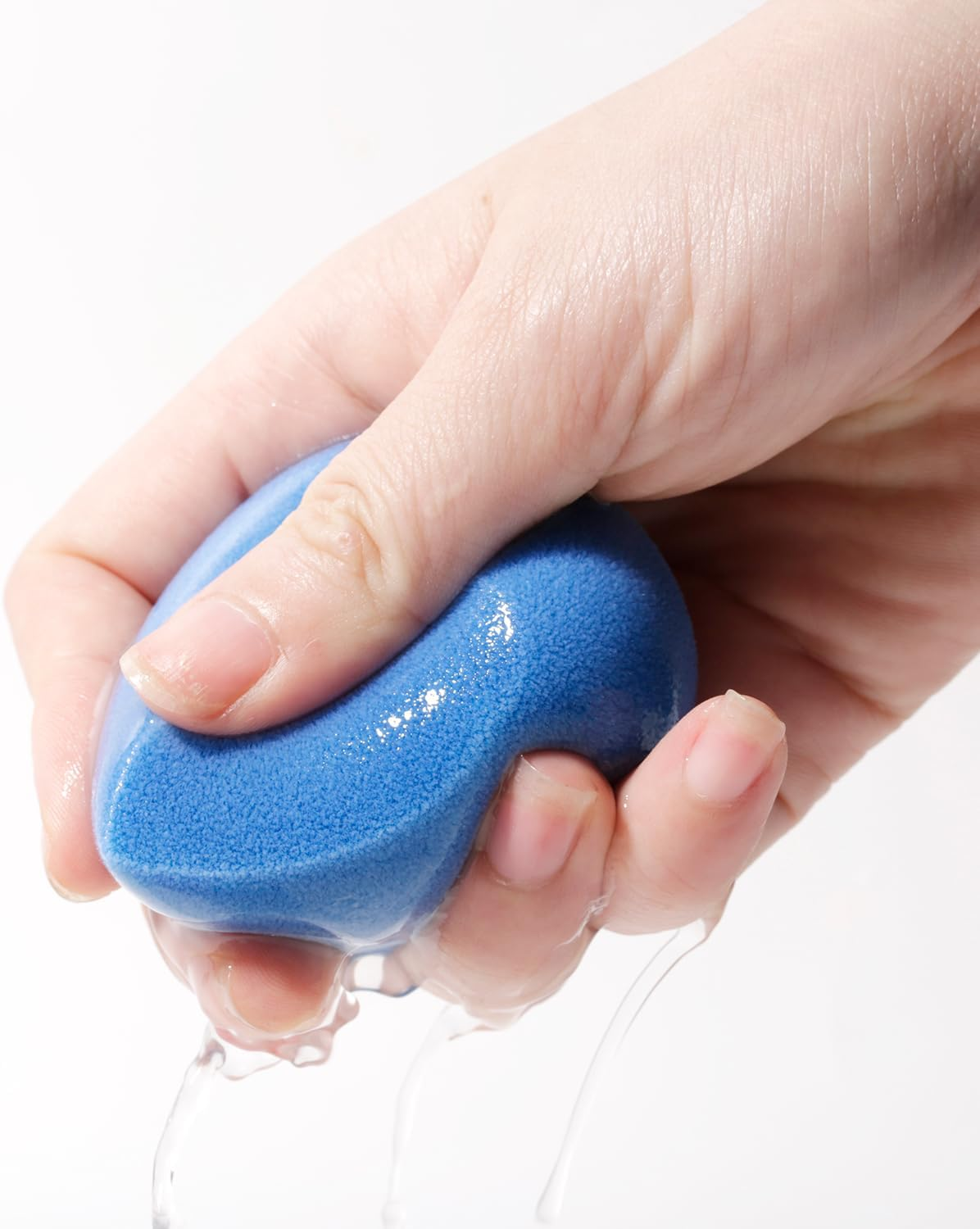 JUNO & Co. Microfiber Makeup Sponge Set 4-Pack, Dual Layer Technology and Airbrushed Complexion Finish, Makeup Blender for Foundation, Powder and Cream image number 2