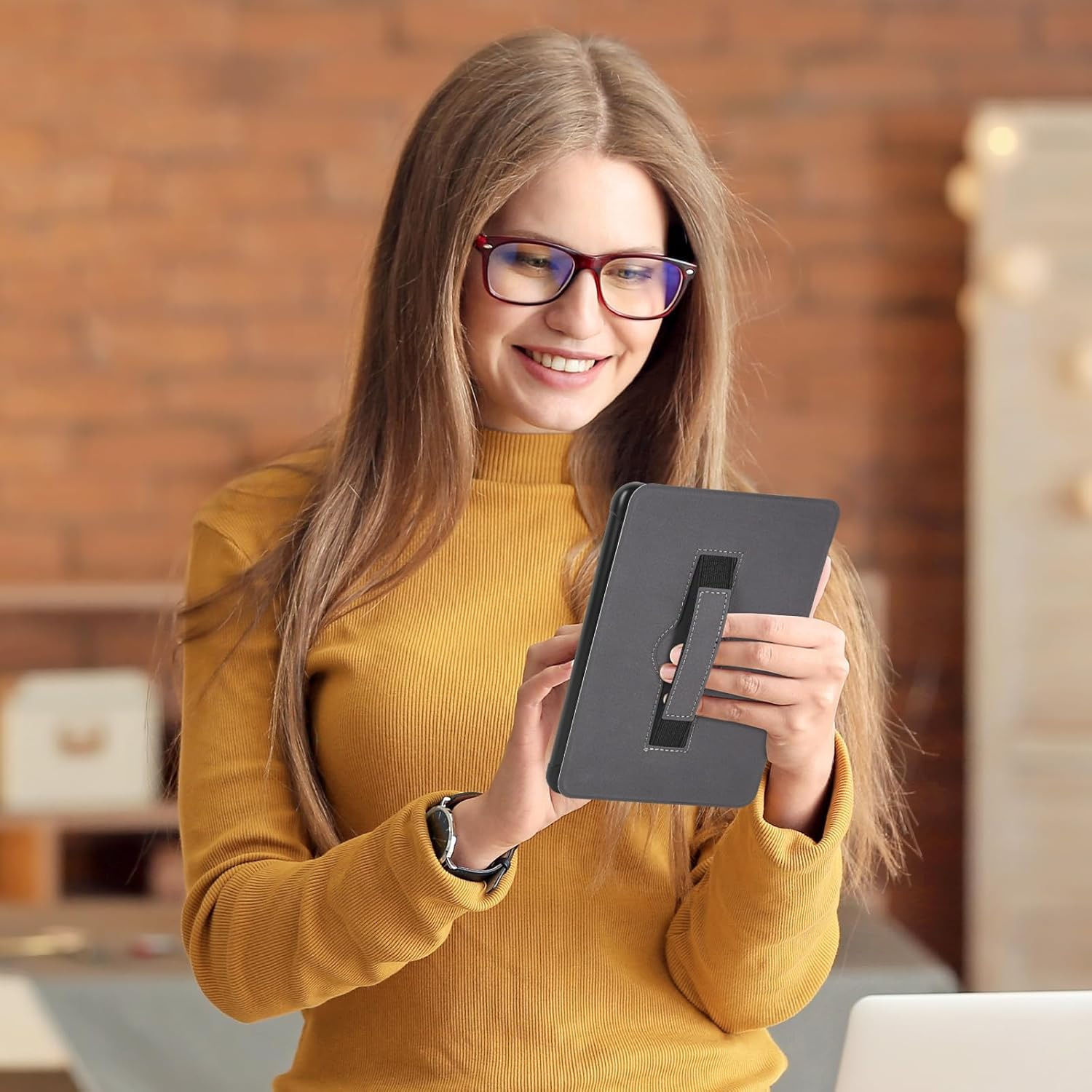 THRAU Case with Hand Strap for 7" Kindle Paperwhite 12Th Gen, Paperwhite Signature Edition 2024 or Kindle Colorsoft Signature Edition, PC Hard Shell with PU Leather, Auto Sleep/Wake &ndash; Agave Green image number 6