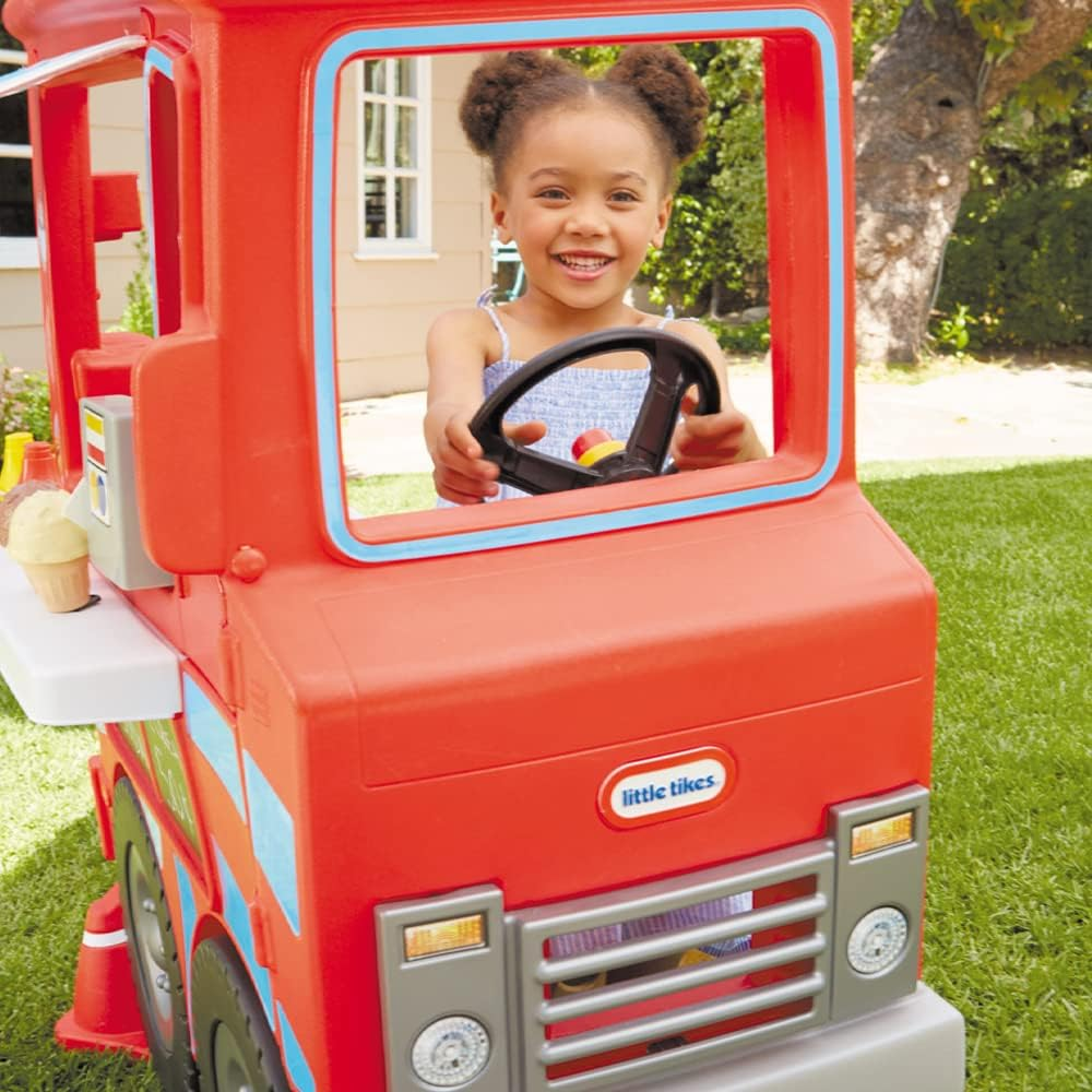 Little Tikes Cozy 2-In-1 Food Truck Playset image number 2