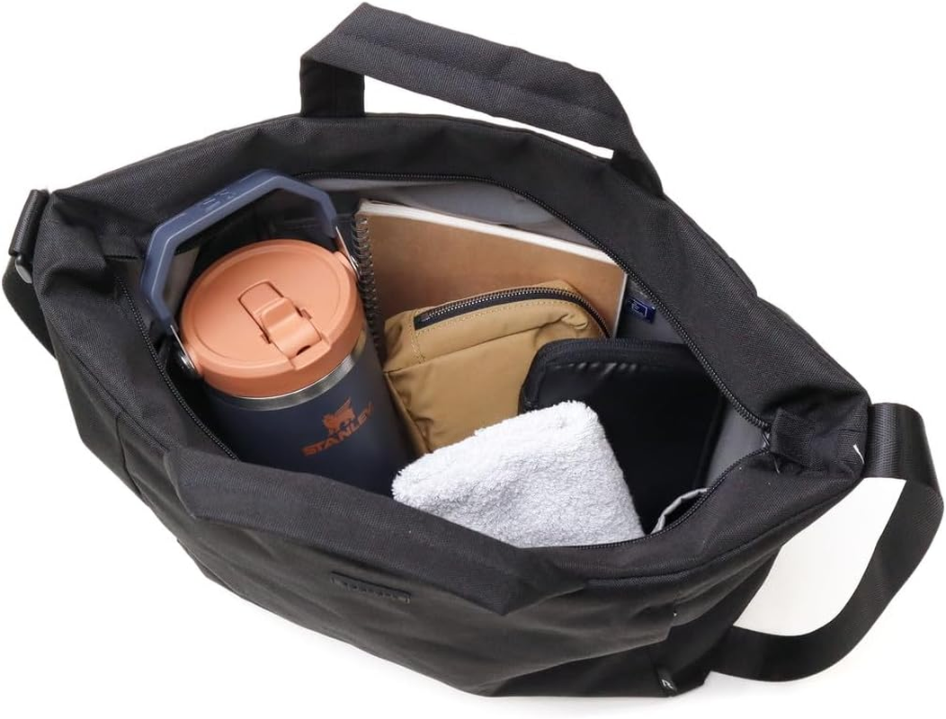 Stanley Ice Flow Flip Straw 2.0 Frost Vacuum Tumbler, 0.88 L Water Bottle, Cold Insulation, Stainless Steel Bottle, Water Bottle, Sports, Outdoor Activities - Azure image number 4