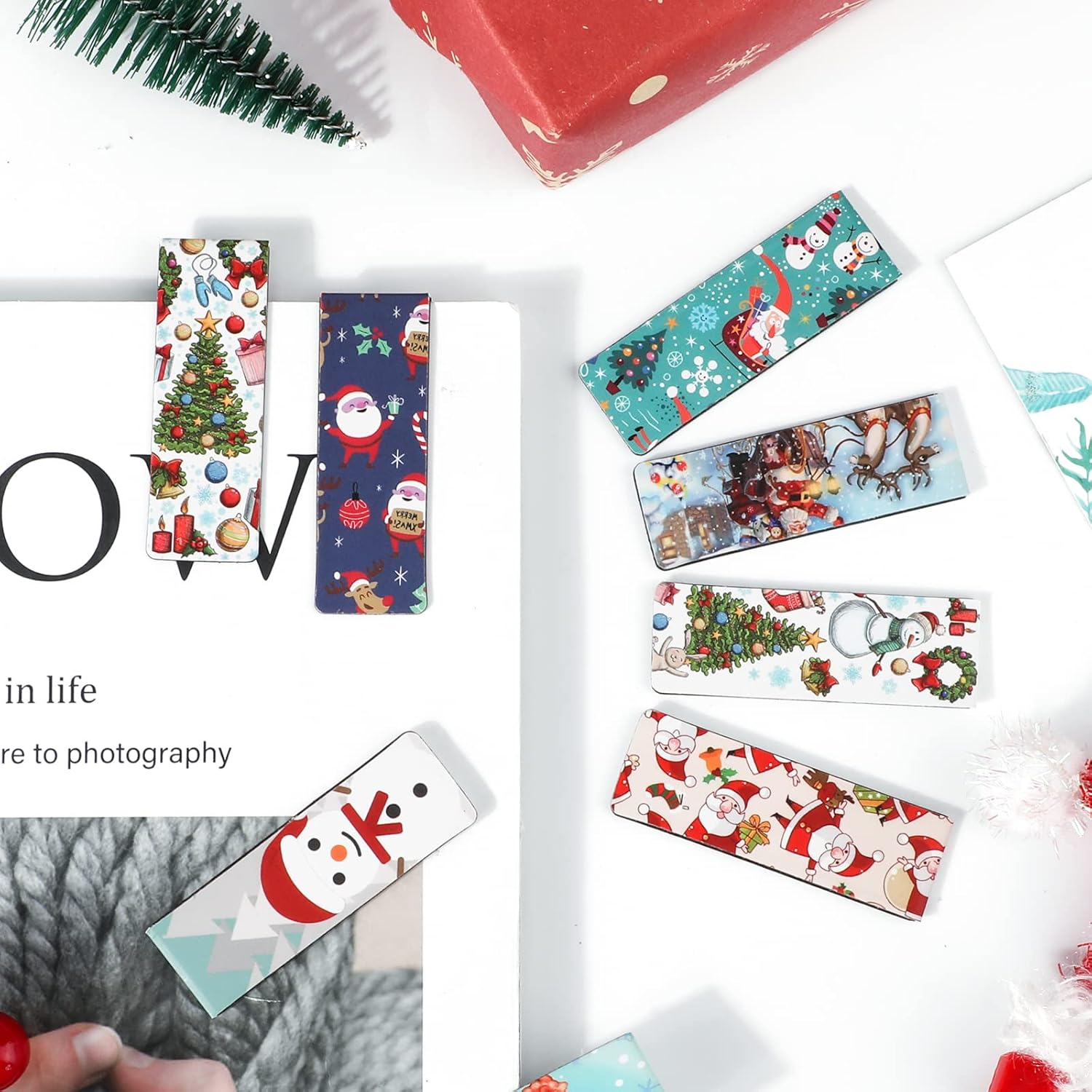MWOOT 30Pcs Christmas Magnetic Bookmarks, Snowman Magnet Reading Book Marks Set, Double-Sided Cute Page Clips, Book Markers in Bulk for Kids Students Home School Stationery Supplies(15 Styles, 6X2Cm) image number 4