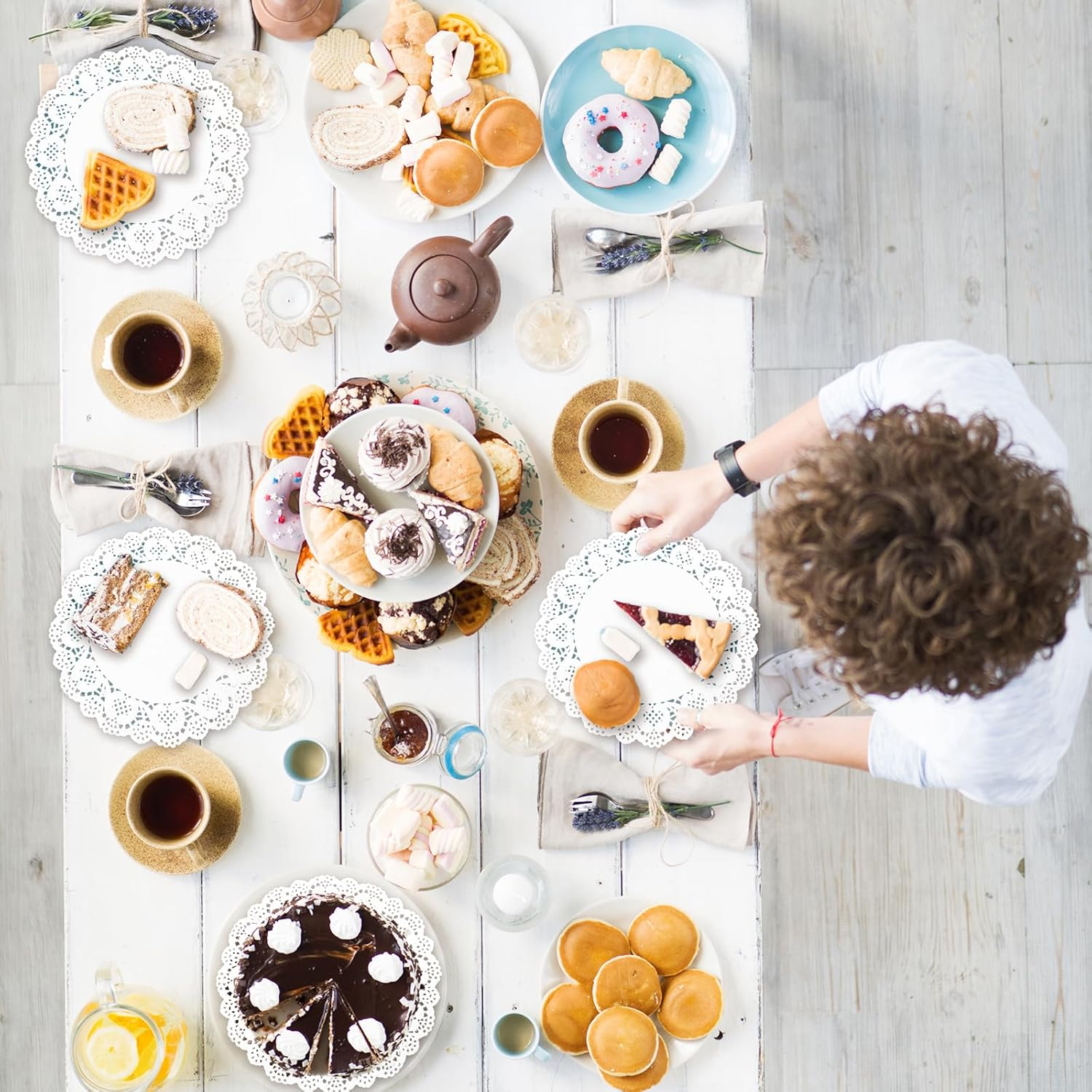 TEAONE White Decorative Placemat, 100 PCS round Lace Paper Placemat for Food, Desert, Tableware Decoration (26.7Cm/10.5In) image number 1