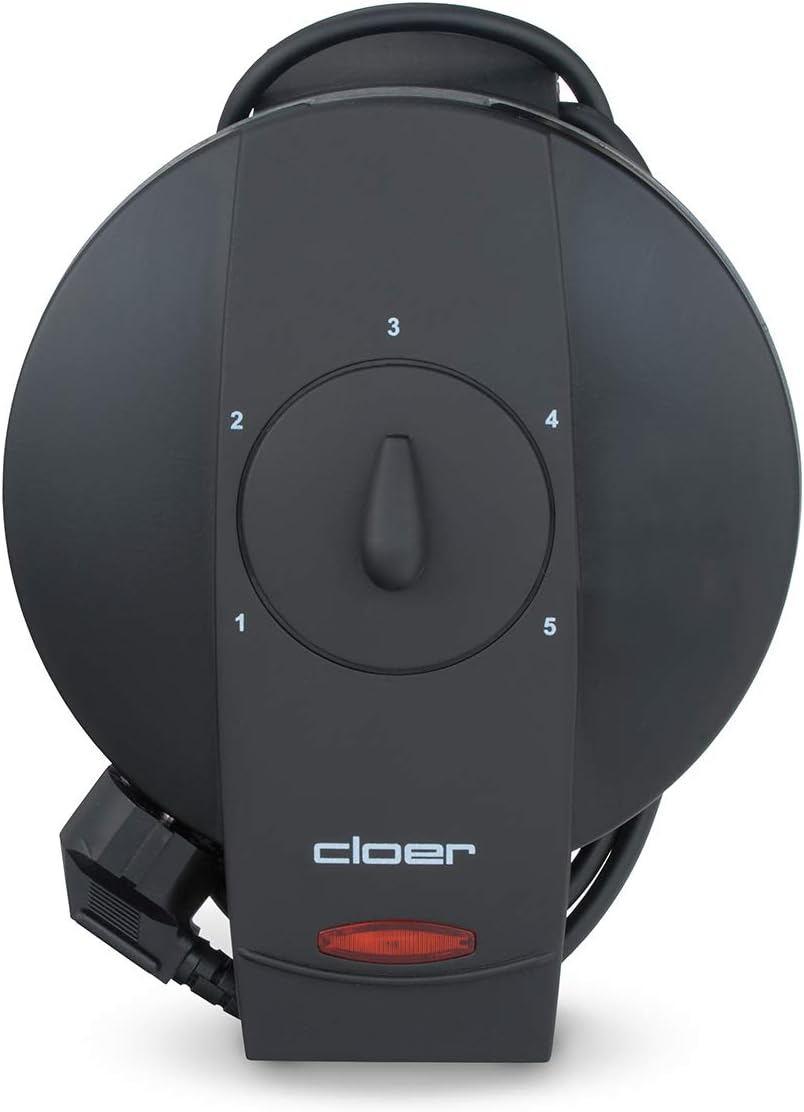 Cloer 1620 Waffle Iron for Classic Heart Wafers, 930 W, Waffle Size 15.5 Cm, Continuously Selectable Browning Degree, Black