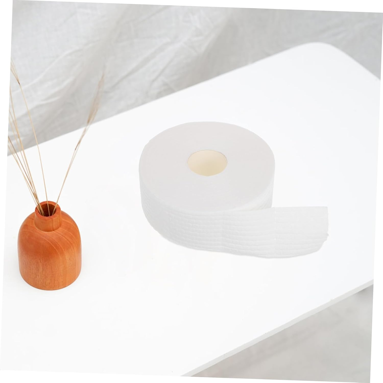 FOMIYES 1Roll Portable Nail Wipes Soft Cotton Pads for Effortless Gel Nail Polish Removal Design for Travel and Home Use Highly Absorbent and Reusable Lint image number 2