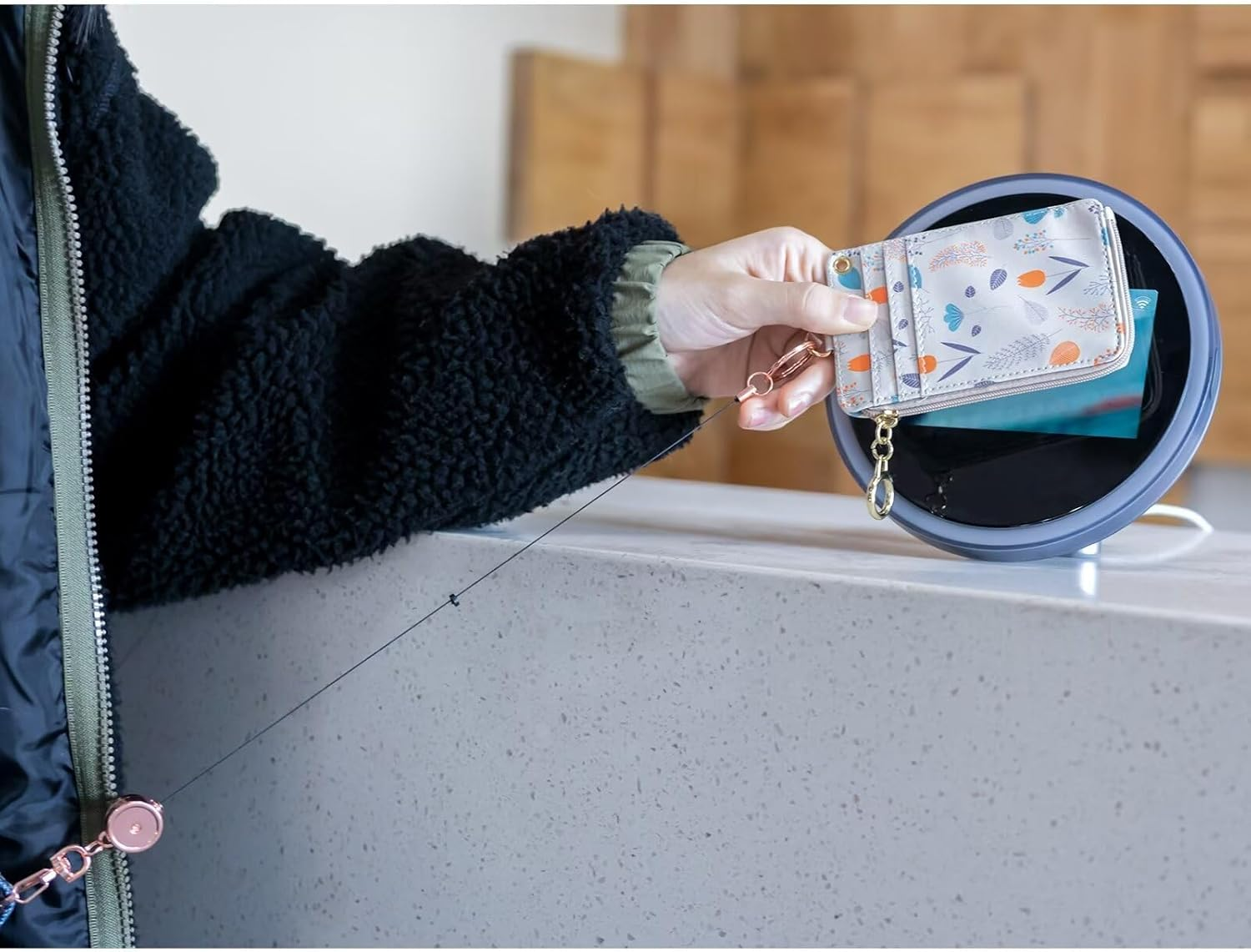 Badge Holder Retractable Clip, Metal Badge Reel Keychain Carabiner Badge Clip ID Badge Holders with Retractable Cord, 2 Pack (Black, Rose Gold) - Black, Gold image number 2