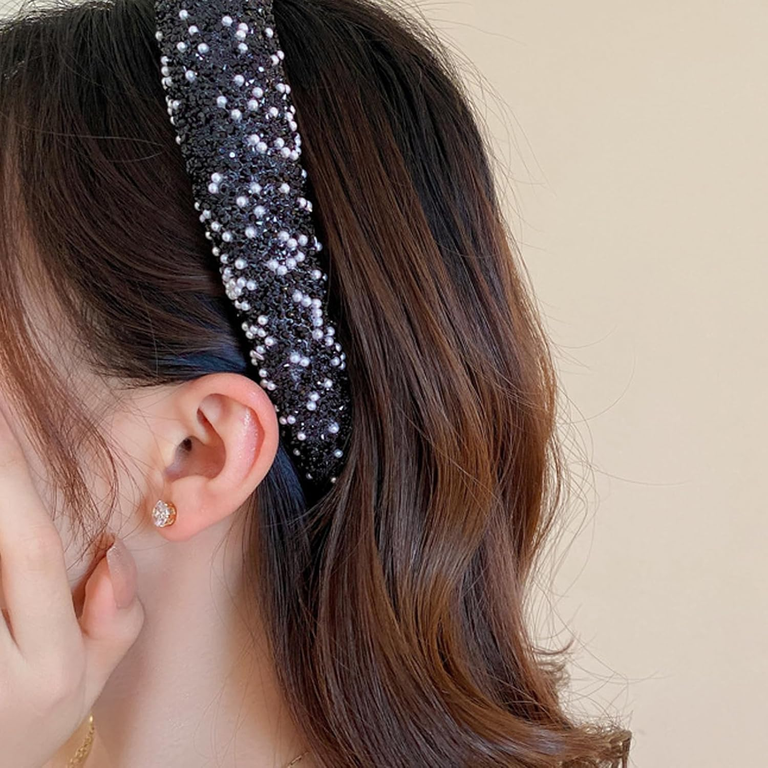 AWOCAN Rhinestone Headbands for Women Diamond Bling Rhinestone Wide Hairband Sparkle Beaded Crystal Headband Thick Padded Headband for Party Non Slip Glitter Hair Hoop (Black, L) - Black image number 6