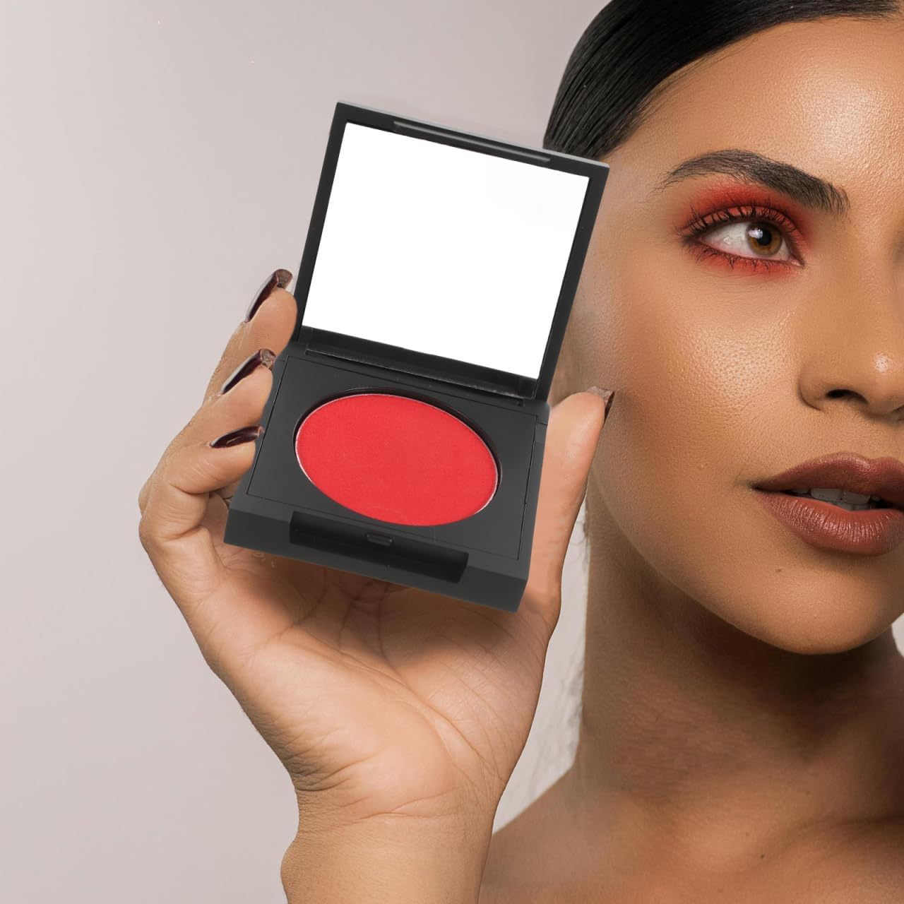 FOMIYES Matte Eyeshadow Powder Makeup Single Purplish Red &ndash; Long-Wear Monochrome Pigment for Cosplay Drama Stage Eye and Cheek Application image number 4