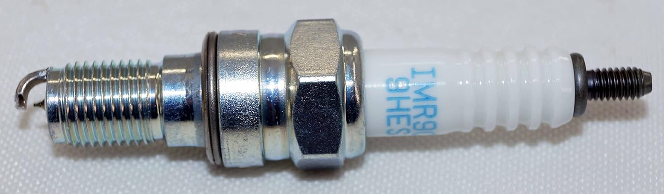 NGK IMR9C-9HES - Iridium Platinum Spark Plug - 4-Pack/-- image number 1