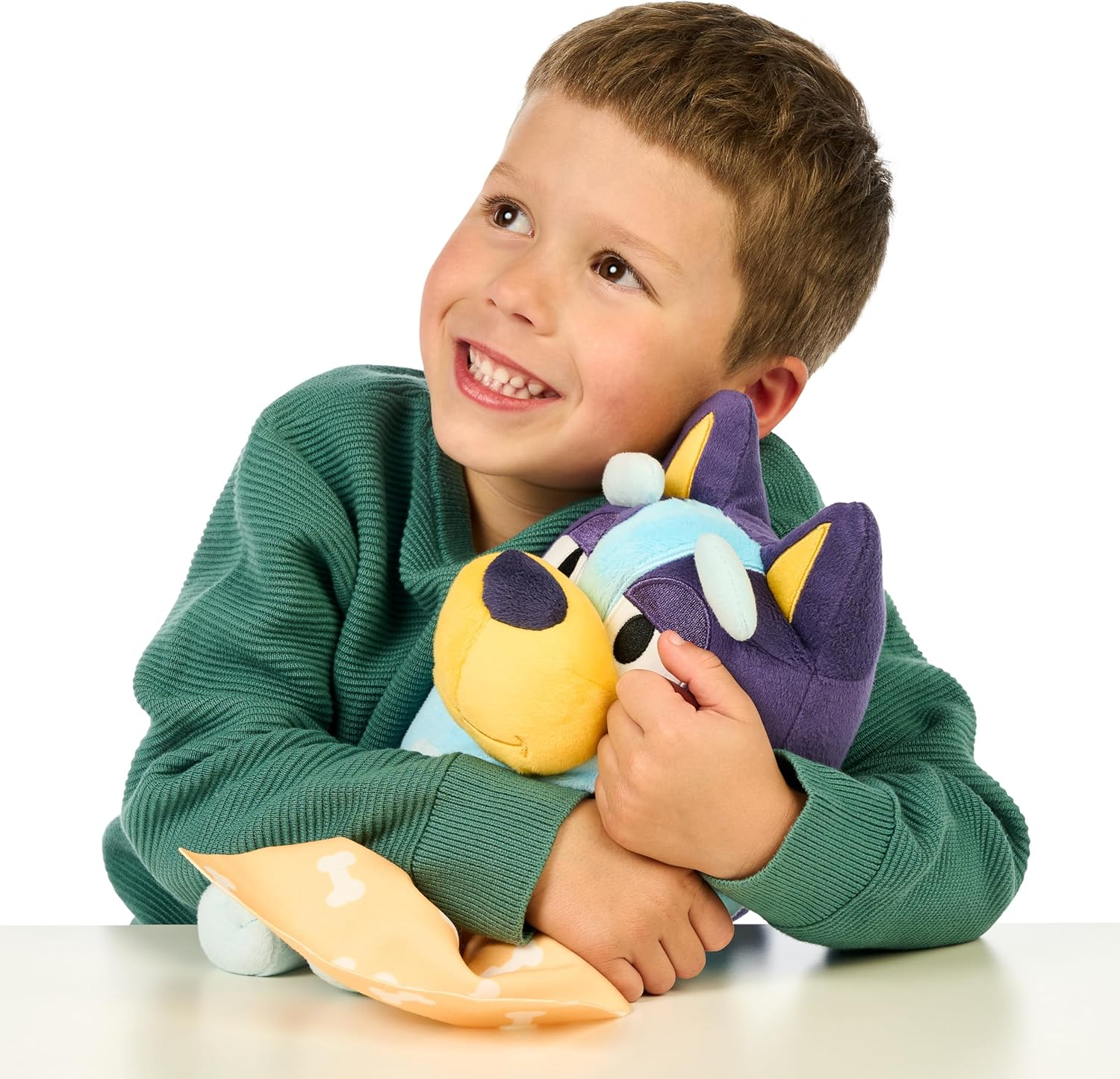 Sleepy Time Bluey 33Cm (13") Plush with Blanket, Press Bluey'S Tummy to Hear 7 Fun Phrases, Sing along with Bluey, so Soft Made with Deluxe Fabrics image number 5