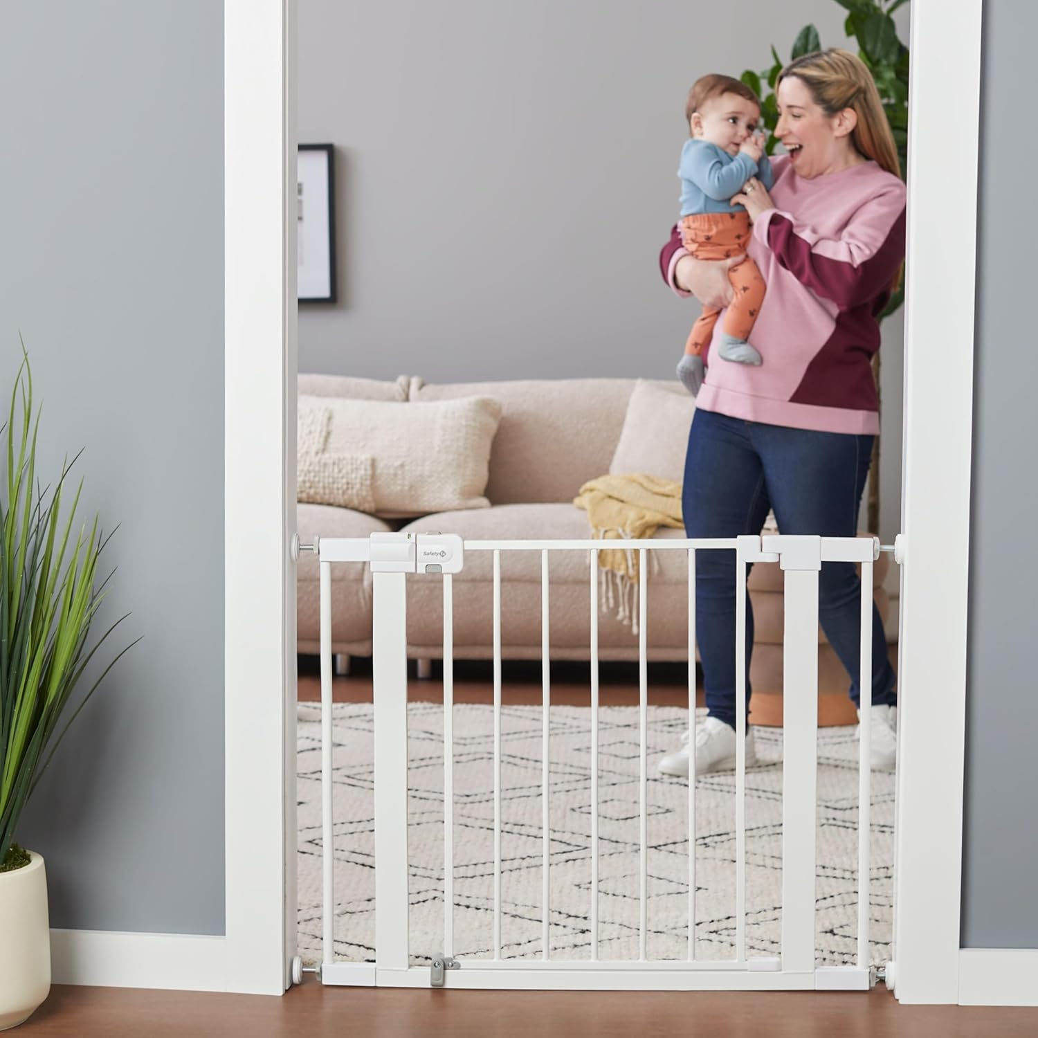 Safety 1St Easy Install Walk Thru Baby Gate for Doorways, Gate with Door, Dog Gates, Fits 29"-38", Easy Install 28" Tall, White image number 4