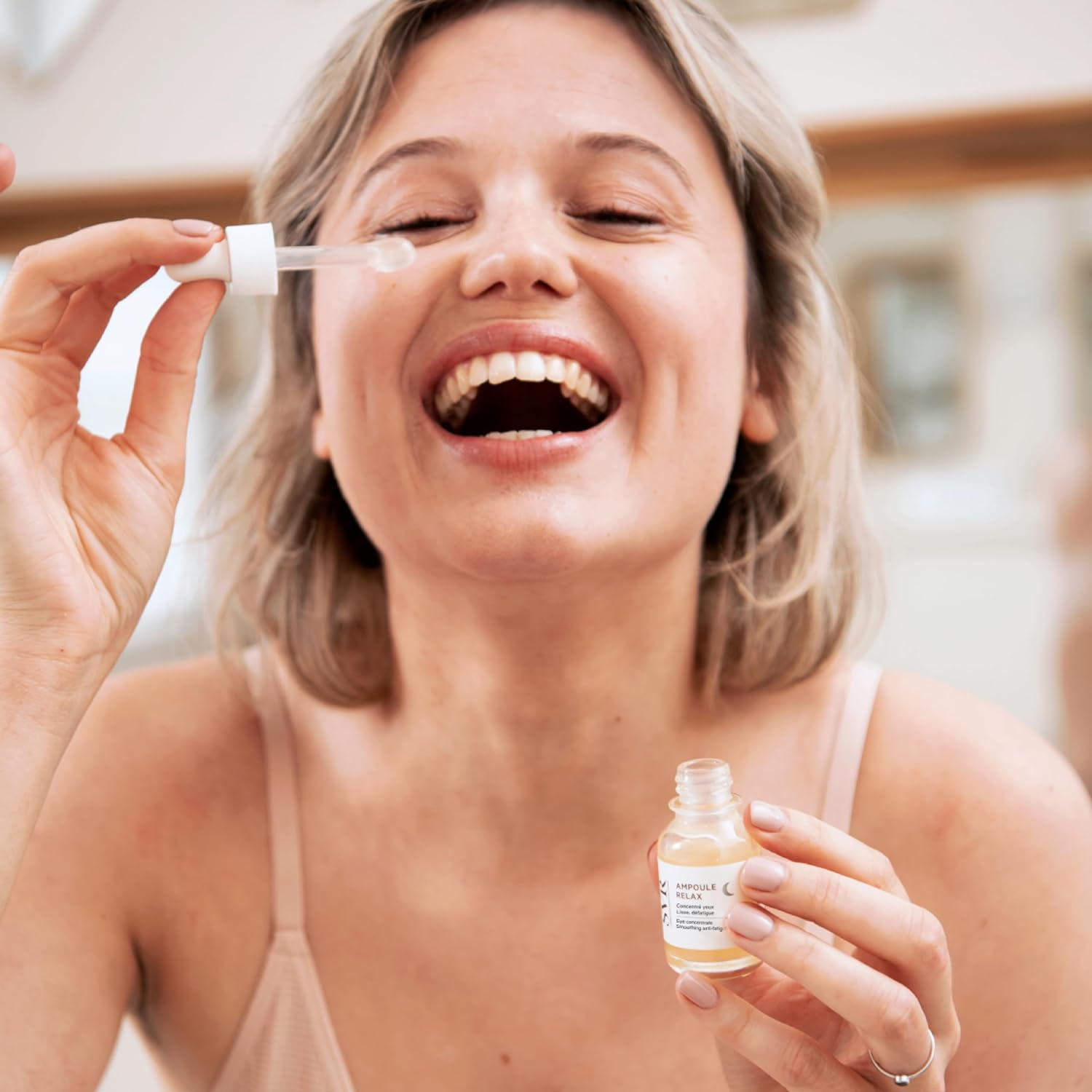 SVR Ampoule Relax Trattamento Notte Concentrato Rilassante Contorno Occhi, 15 Ml image number 3