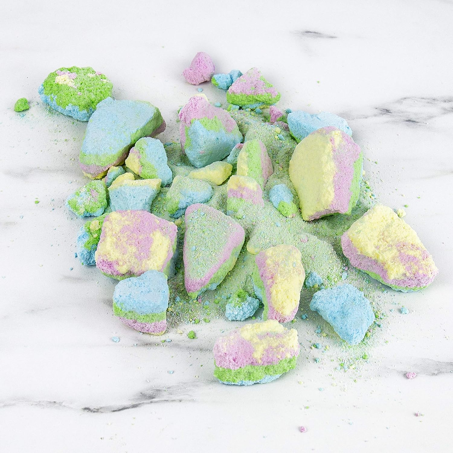 Gift Republic Pixie Dust Bath Crystals, Bubblegum Scented, Colourful Glitter-Infused Soak, 250G Bag, Fizzy Bath Bomb Crystals, Fun Pastel Bath Soak, Relaxing Bath Additive