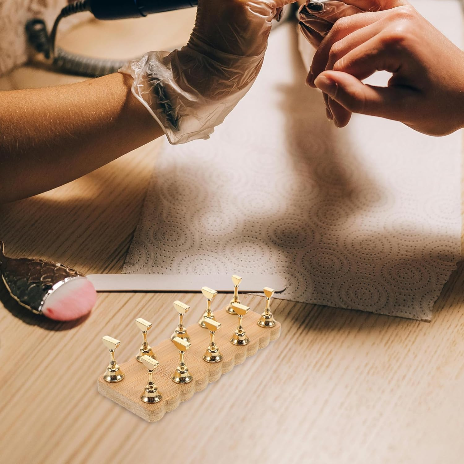 Generic Beginner-Friendly Nail Painting Training Stand Stable Base for Nail Tips