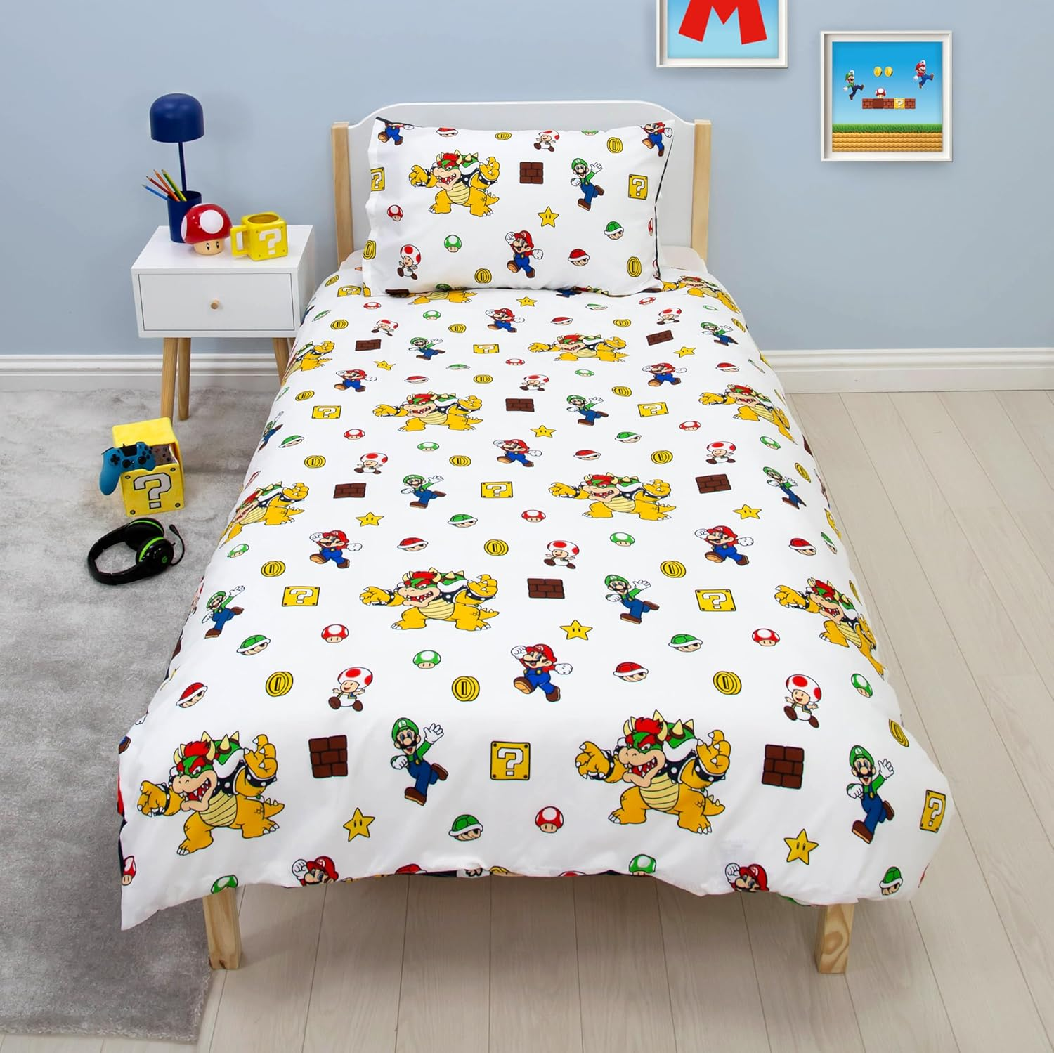 Nintendo Super Mario Official Single Duvet Cover Set with Mario, Luigi and Bowser Design | Black Reversible 2 Sided Bedding Cover Official Merchandise Including Matching Pillow Case image number 5
