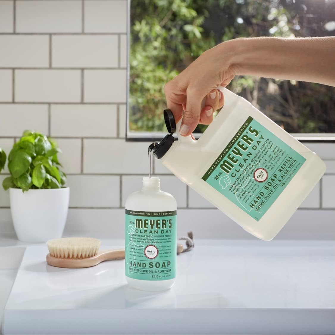 Mrs. Meyer'S Hand Soap Refill, Made with Essential Oils, Biodegradable Formula, Basil, 33 Fl. Oz - Pack of 2