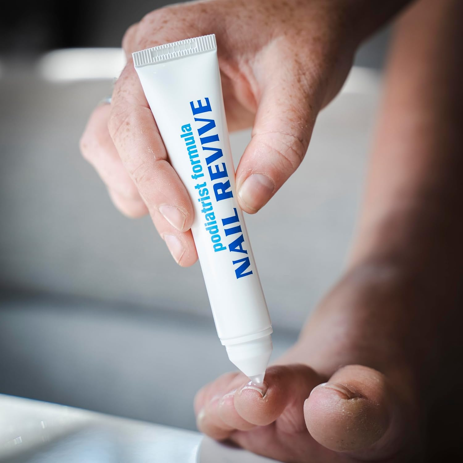 Ozhealth Podiatrist Formula Nail Revive, 20Ml | Fast-Acting Fungal Nail Treatment for Discoloured Nails image number 6