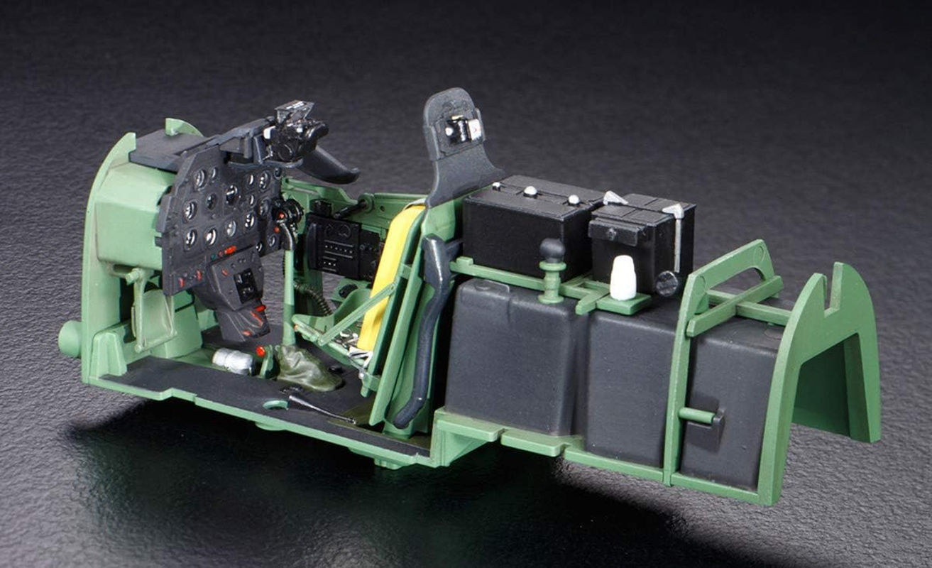 Tamiya 1:32 Scale North American P-51D Mustang Aircraft Model Kit image number 2