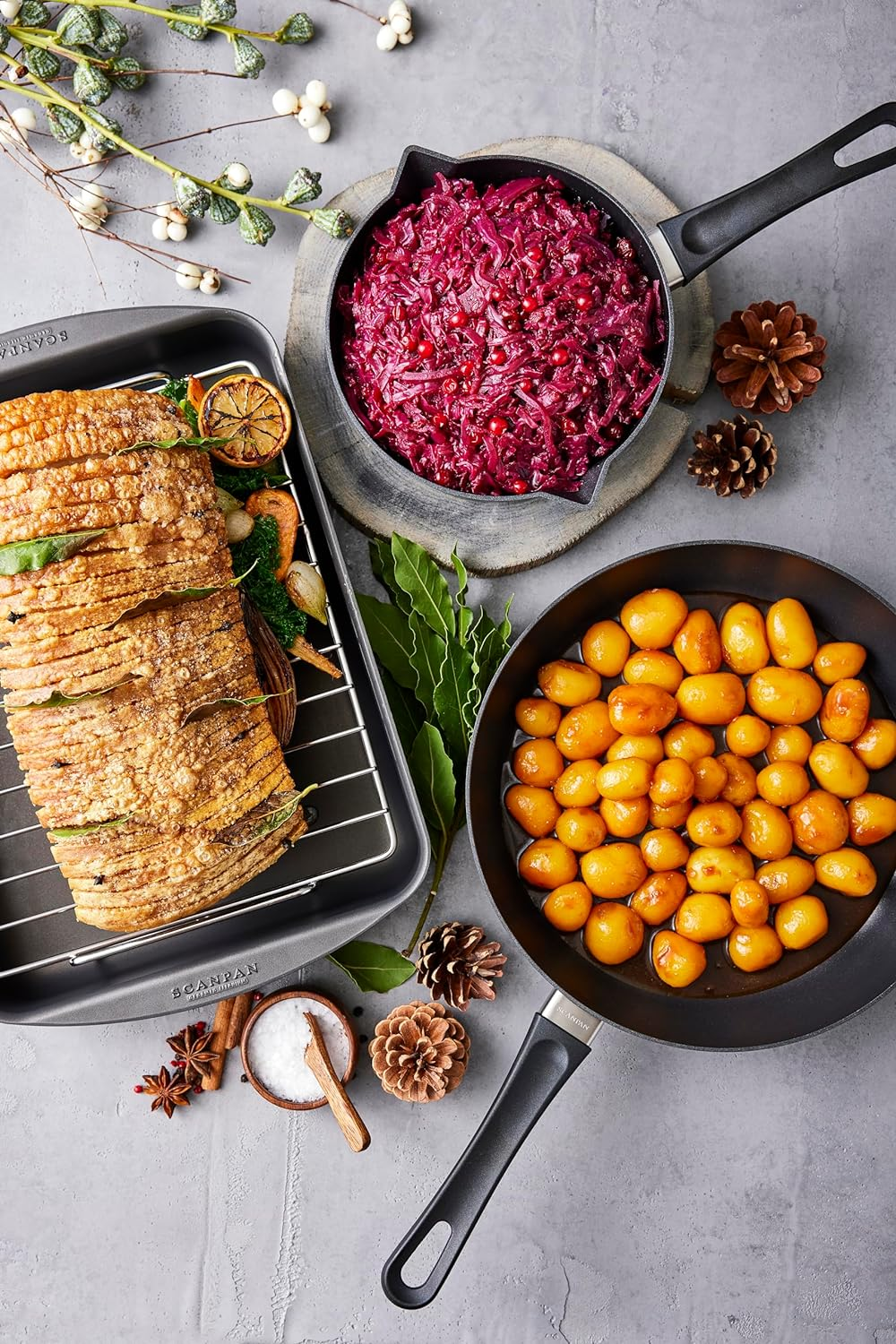 Scanpan 30321200 Classic Roasting Pan, Small, 34 X 22Cm (Ext)/3.25 Litre Capacity, 3.25 Qt, Black image number 3