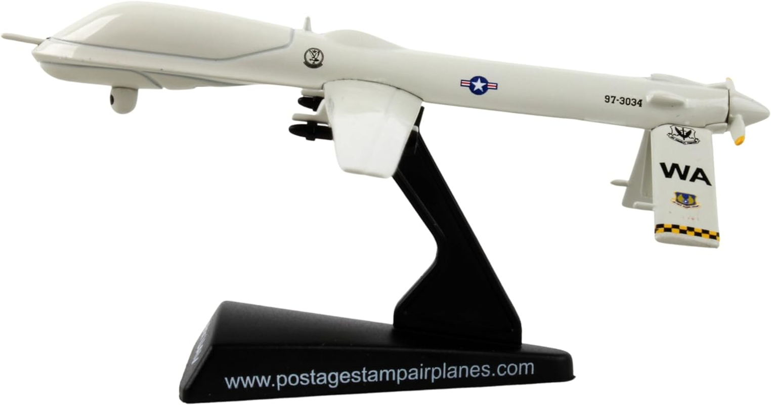 Daron Worldwide Trading Predator RQ1 Vehicle (1:87 Scale) image number 3