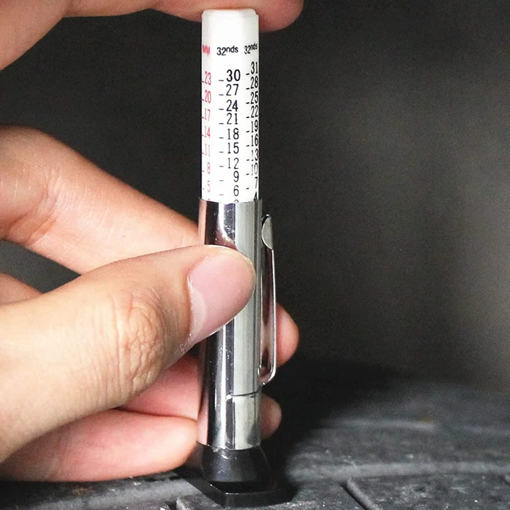 2 Pcs Tire Tread Depth Gauge, Two-Sided Smart Color Coded Tire Tread Depth Measurement Tool, Tire Wear Gauge in 32Nds