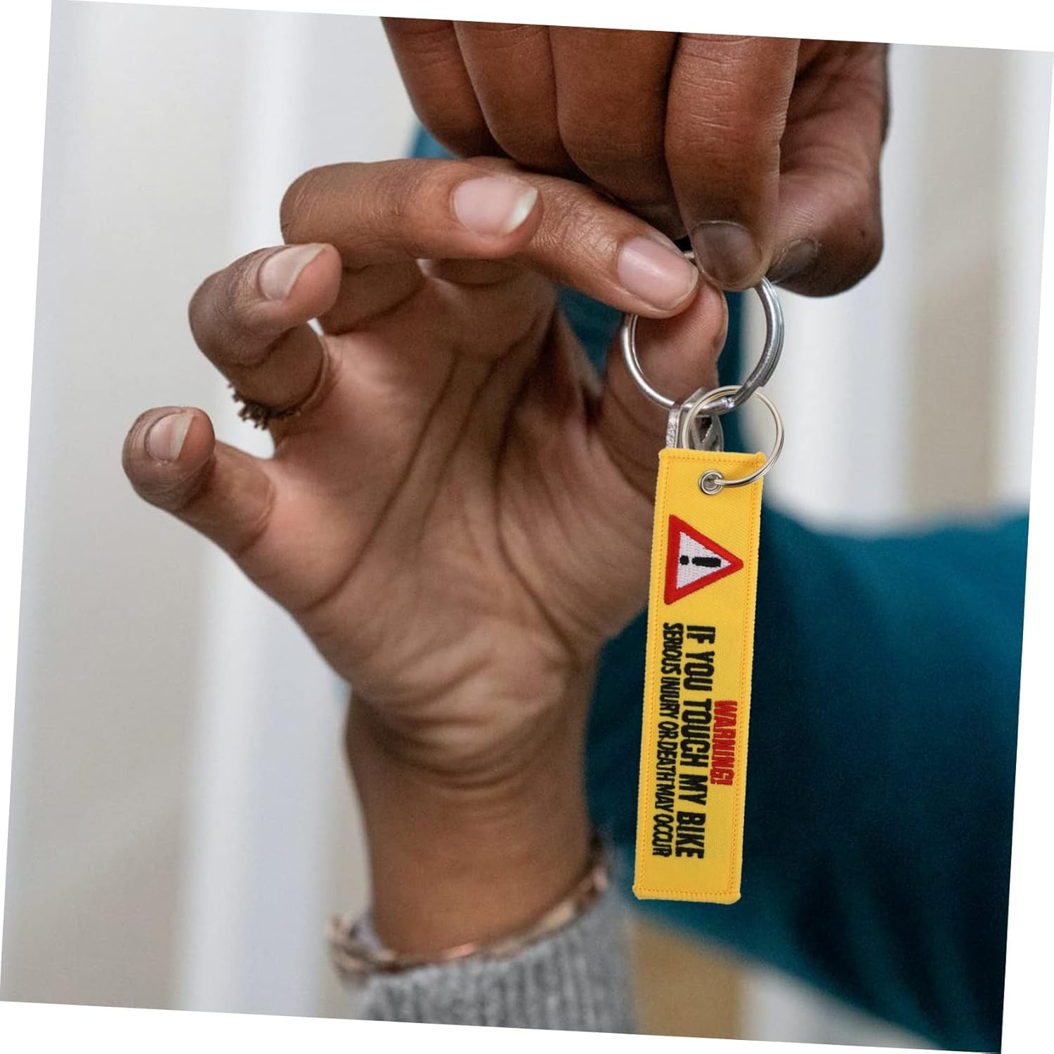 Operitacx 3Pcs Key Chain Detachable Key Tags Hazard Warning Bike Signs Personal Motorcycle Keychain Retractable Sports Bike Keychain Car Exercie Bikes Key Ring Pendant Name Charm Polyester image number 4