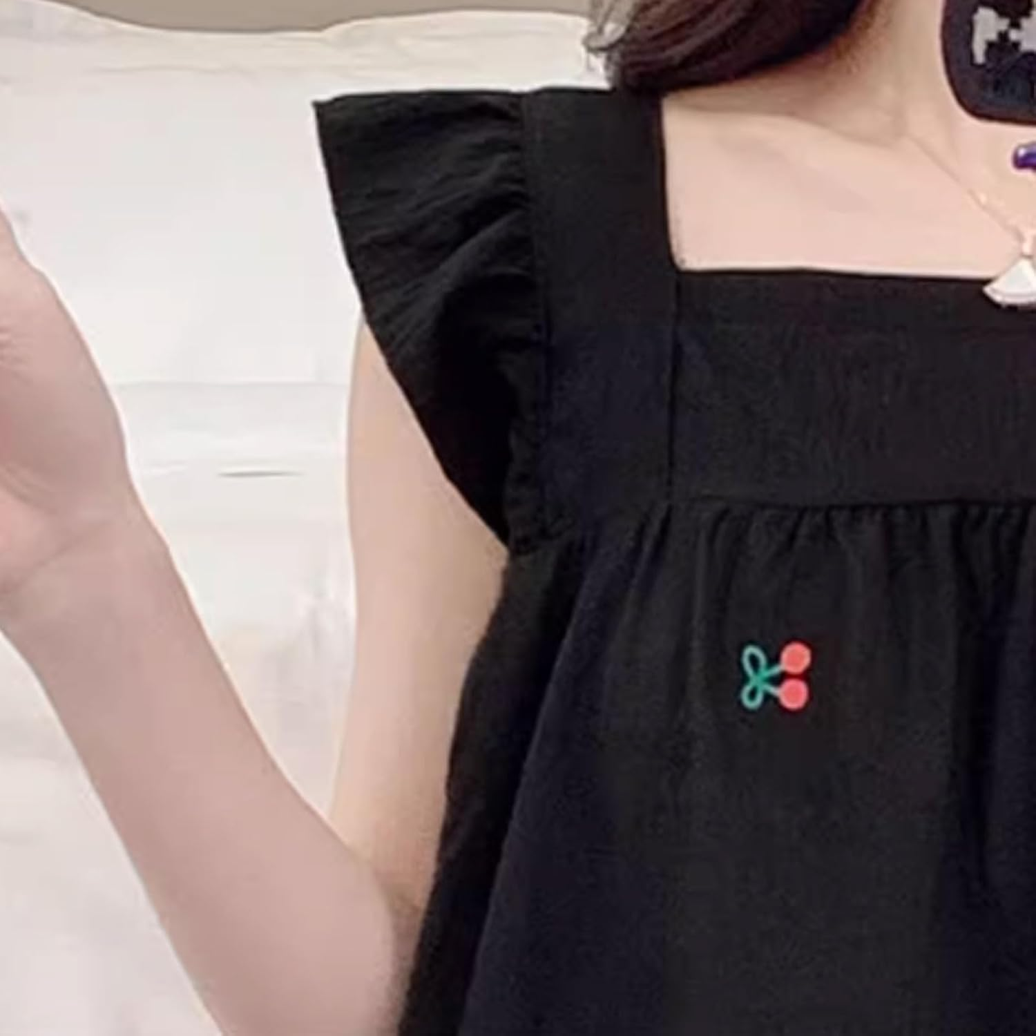 Polyester Blended Nightgown Mid-Length Loose with Chest Pad Nightdress Suspenders Nightgown Can Be Worn Outside image number 1