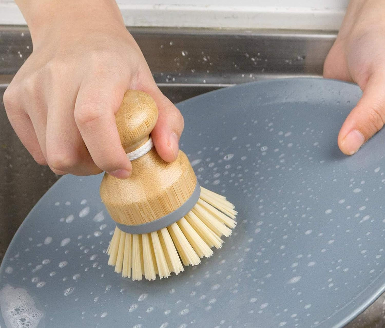 Pack of 2 Bamboo Palm Scrub Brushes - Ideal for Dishes, Pots, Pans, and Kitchen Sink Cleaning image number 2