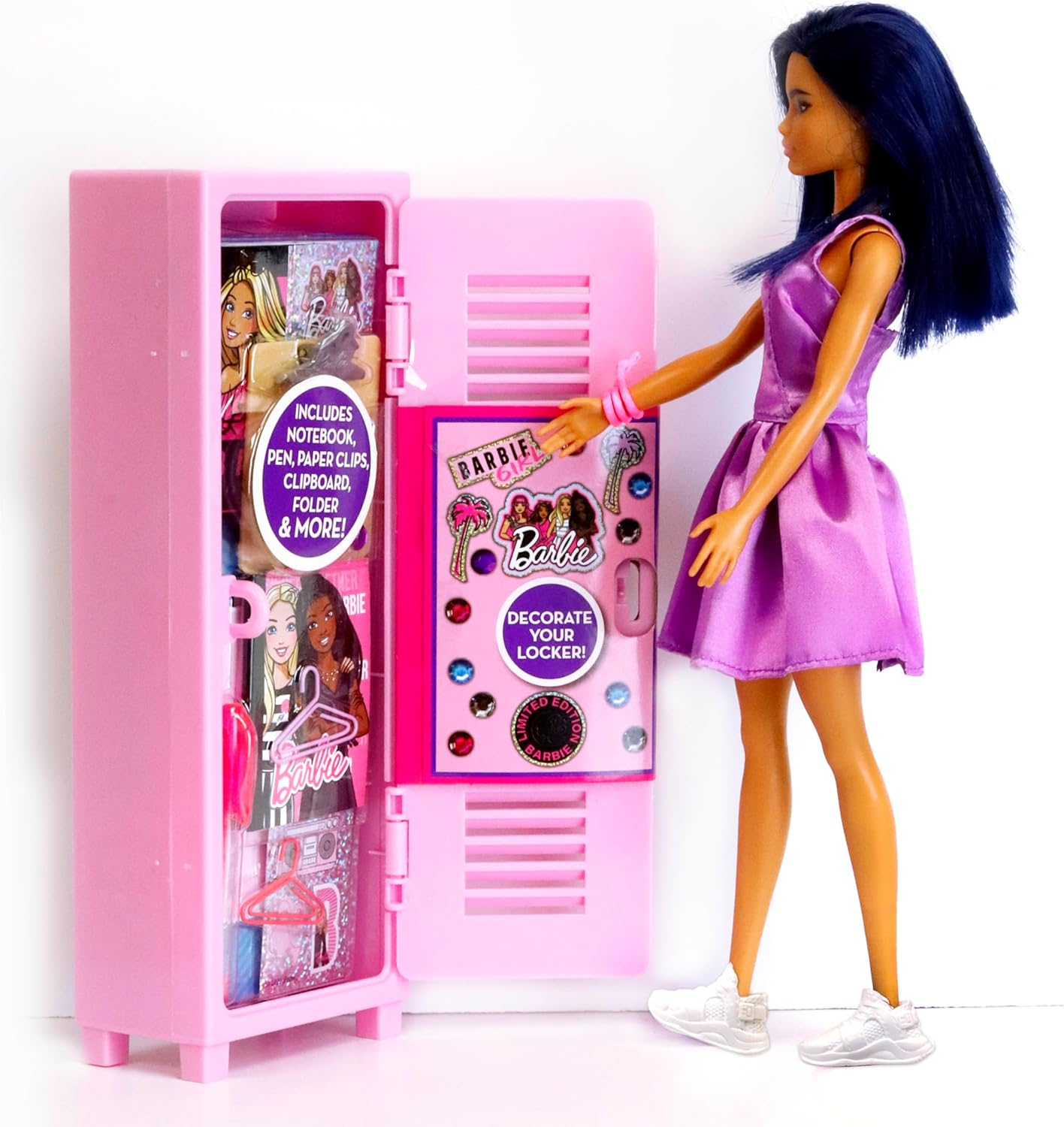 Barbie Design Activity Locker image number 1