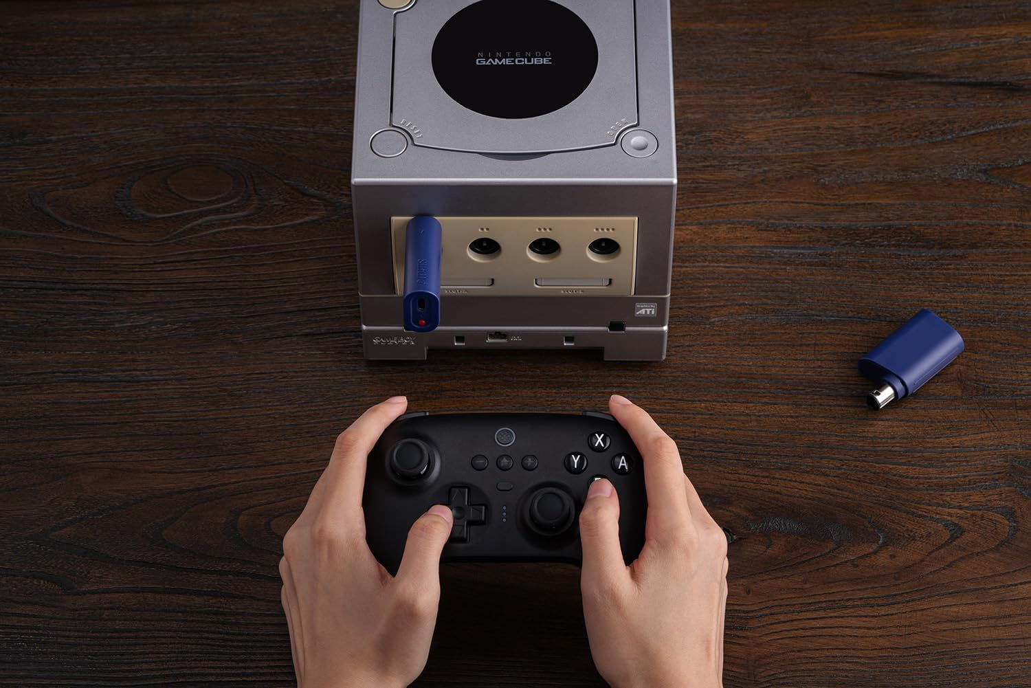 8Bitdo Bluetooth Retro Receiver for NGC, Wii and Windows, Compatible with Xbox Series Controller, Xbox One Bluetooth Controller, Switch Pro and PS5/PS4 Controller image number 2