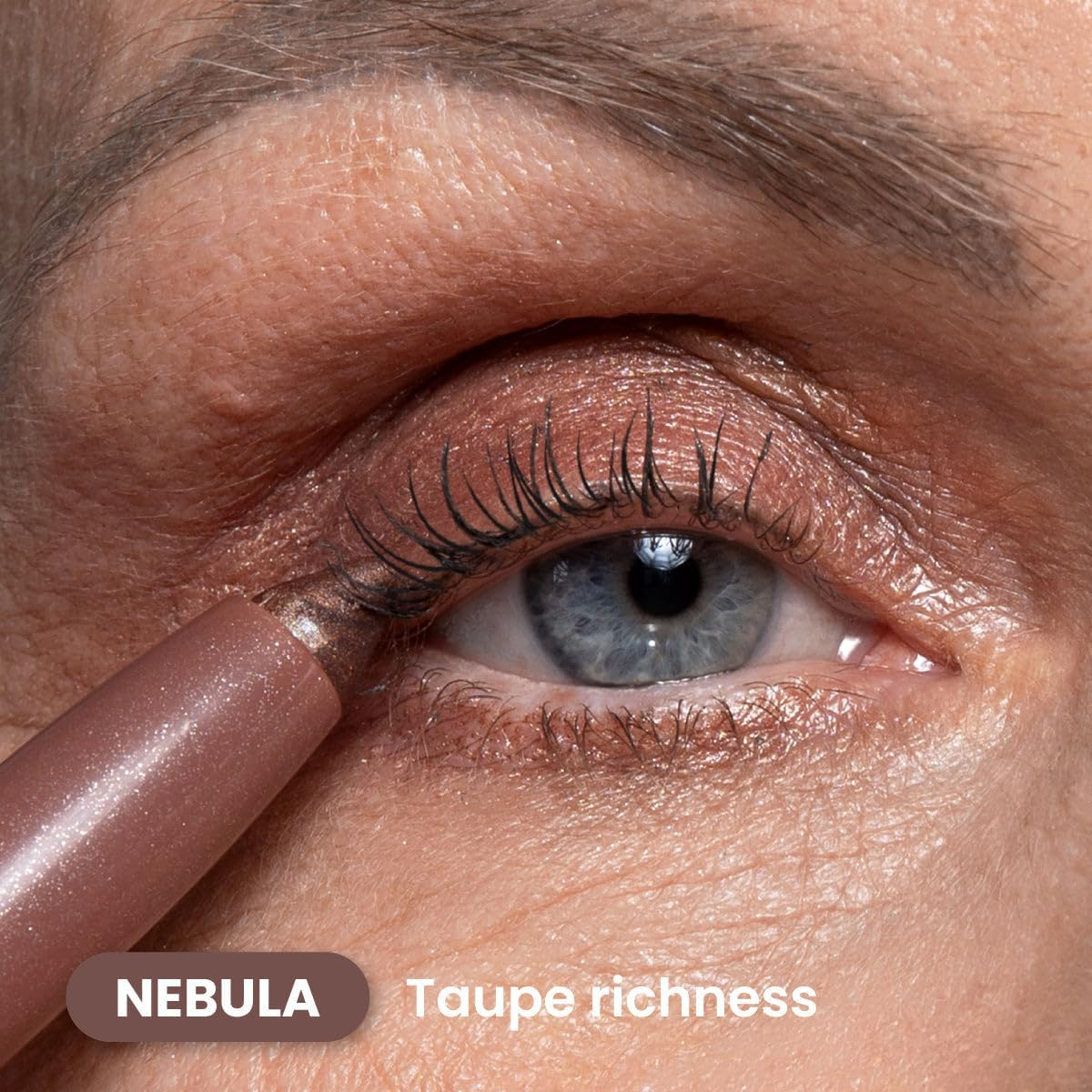 PRIME PROMETICS Primeeyes Eye Brightener for Mature Women &ndash; Creamy Eye Shadow Sticks &ndash; Easy Application, Quick Eye Lift Effect &ndash; Hypoallergenic, Long Wear, Water-Resistant (Nebula) - Stardust image number 7