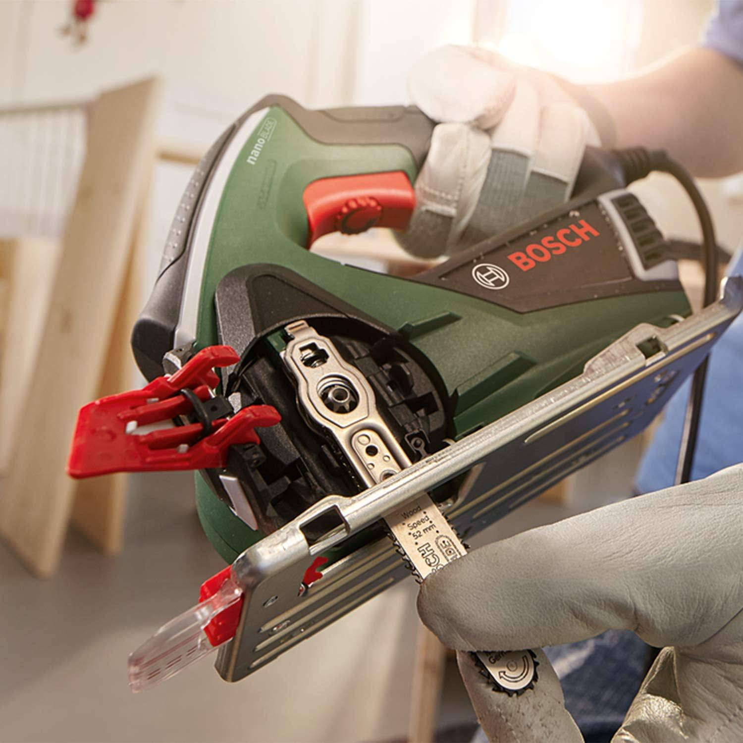 Bosch Home & Garden 500W Electric Nanoblade Saw, Includes Blade and Case, Vibration Free Cuts, Bevel Cuts (Advancedcut 50). Made in Europe image number 2