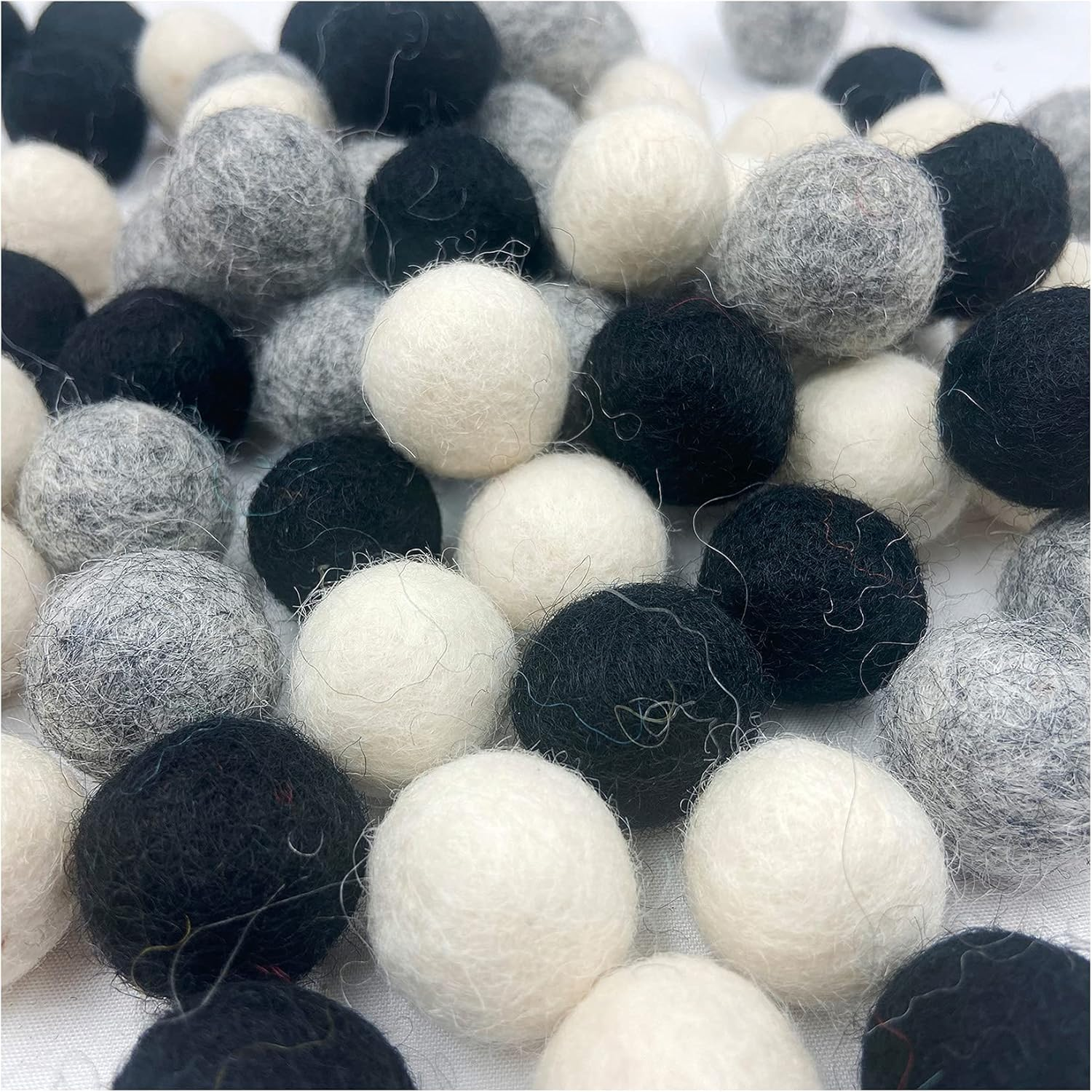 Felt Pom Pom Balls 2Cm 80Pc Wool Bunting Home Decor DIY Custom Felt Ball Party Garland