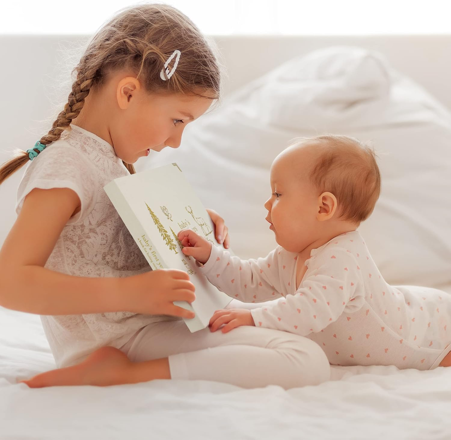 Keepsake Baby Memory Book for Boys and Girls &ndash; Timeless First 5 Year Baby Book &ndash; Gender Neutral Linen Baby Journal Scrapbook or Photo Album - a Milestone Book to Record Every Event from Birth to Age 5 image number 1