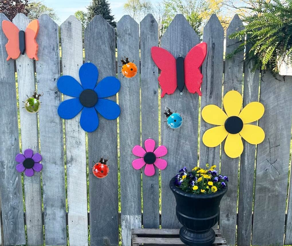 GIFTME 5 Metal Garden Wall Art Decorative Set of 4 Cute Ladybugs Outdoor Wall Sculptures image number 3