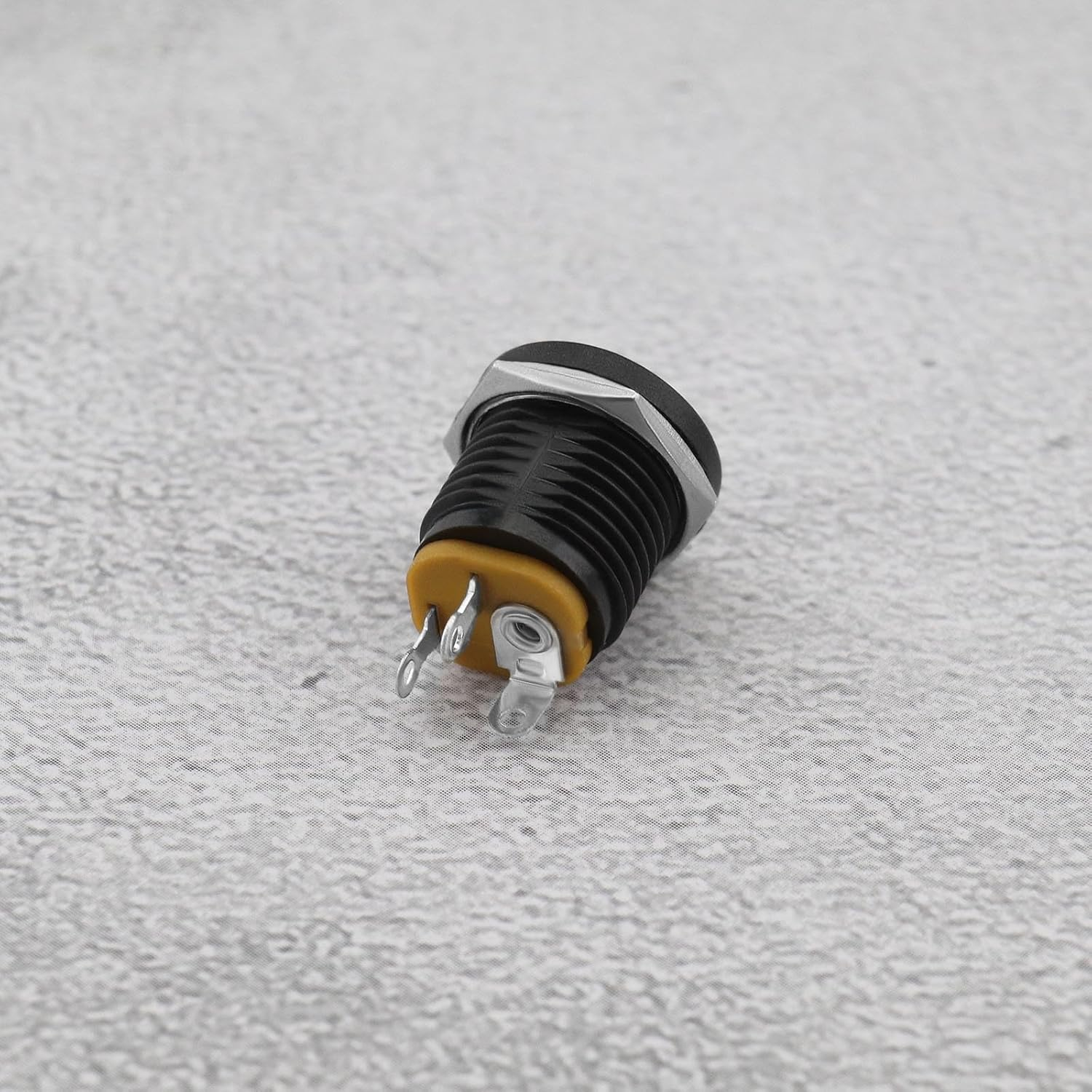 Emagtech 30Pcs 3 Pin DC Power Jack Socket Female Metal round Panel Jack Socket Suitable for MP3 MP4 Music Players 2.1Mm X 5.5Mm Black image number 2