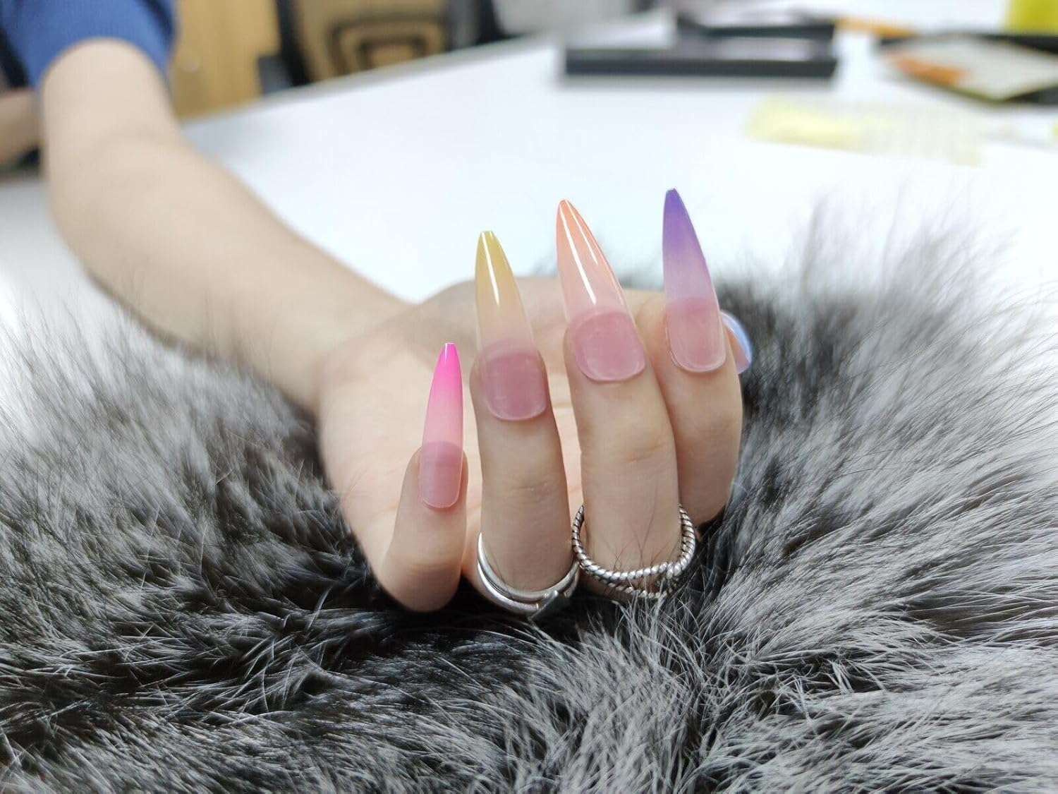 Press on Nails Fake Long Point Pointing Nail Tips Rainbow Stiletto 20 Pcs