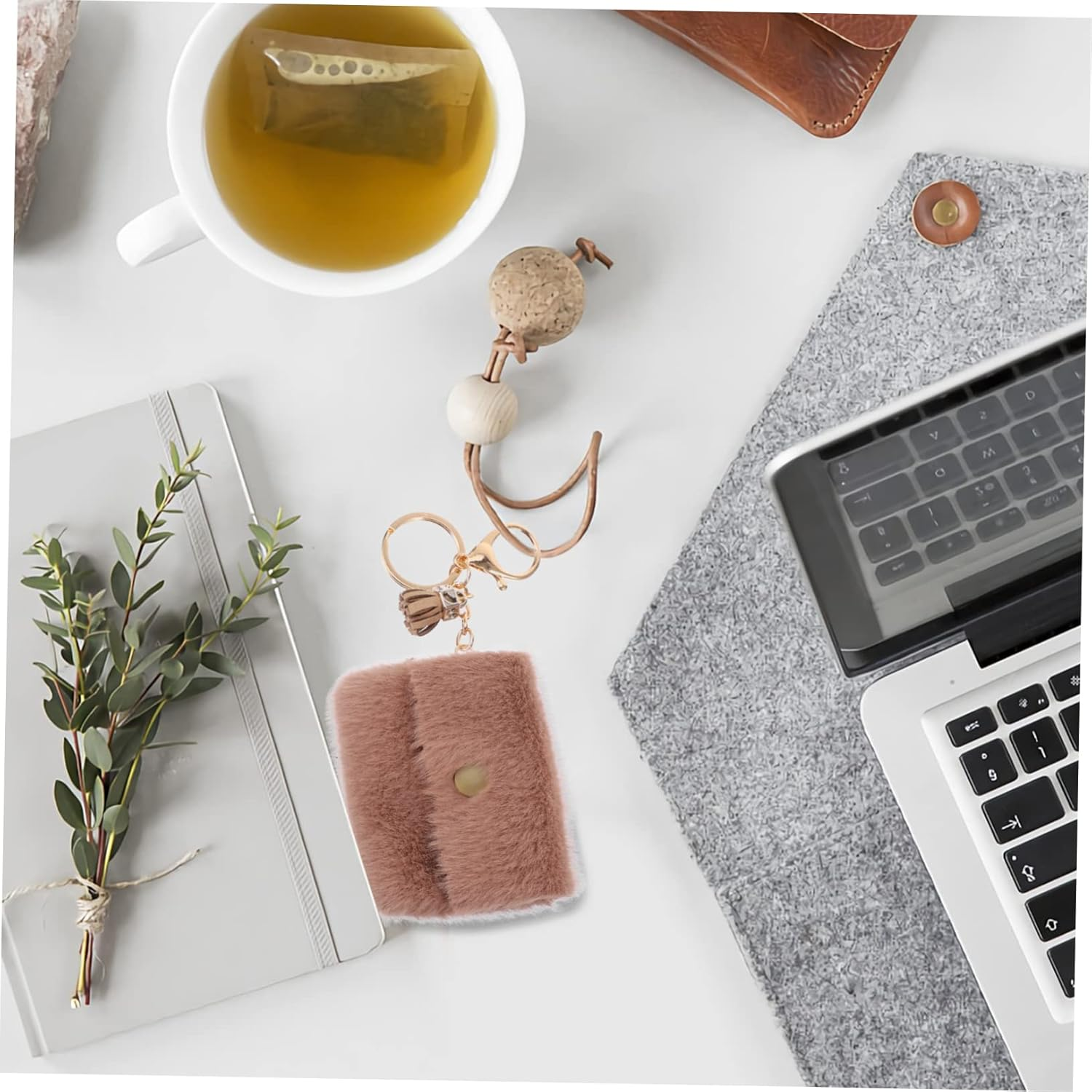 2Pcs Keychain Ring Pendants Car Key Ring Decors Simple Coin Purse Keychain Bag Key Holder for Women Men image number 2