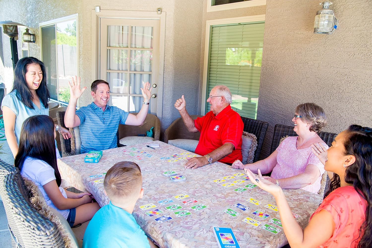 SKYJO by Magilano - the Fun Card Game for Young and Old, the Ideal Gift for Fun and Amusing Games Evenings in Friends and Family. image number 1