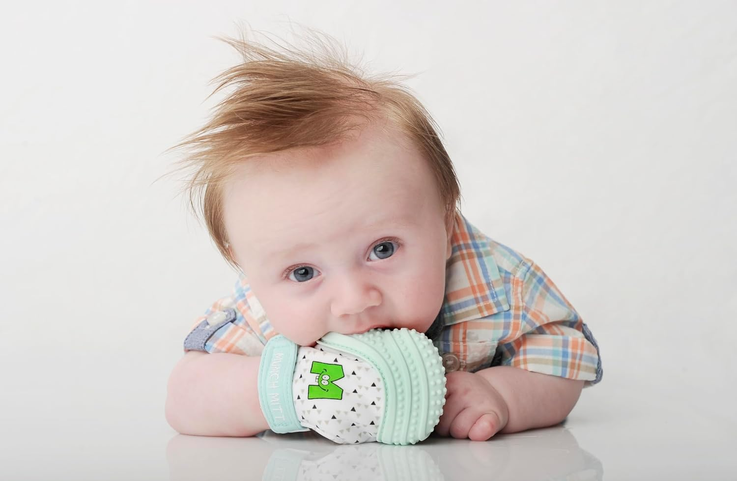 Munch Mitt Bundle for Baby Girl, X1 Pastel Pink (MM07PH) and X1 Mint Green (MM06GT) Teething Mittens image number 5