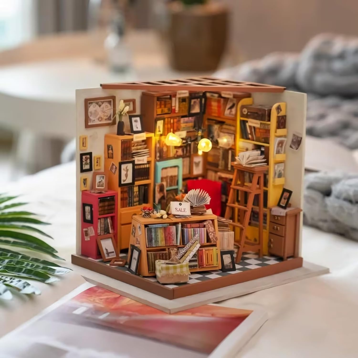 Rolife Miniature Dollhouse Wooden House Kit Birthday Girls Women and Friend (Sam'S Study) - Sam'S Study image number 4