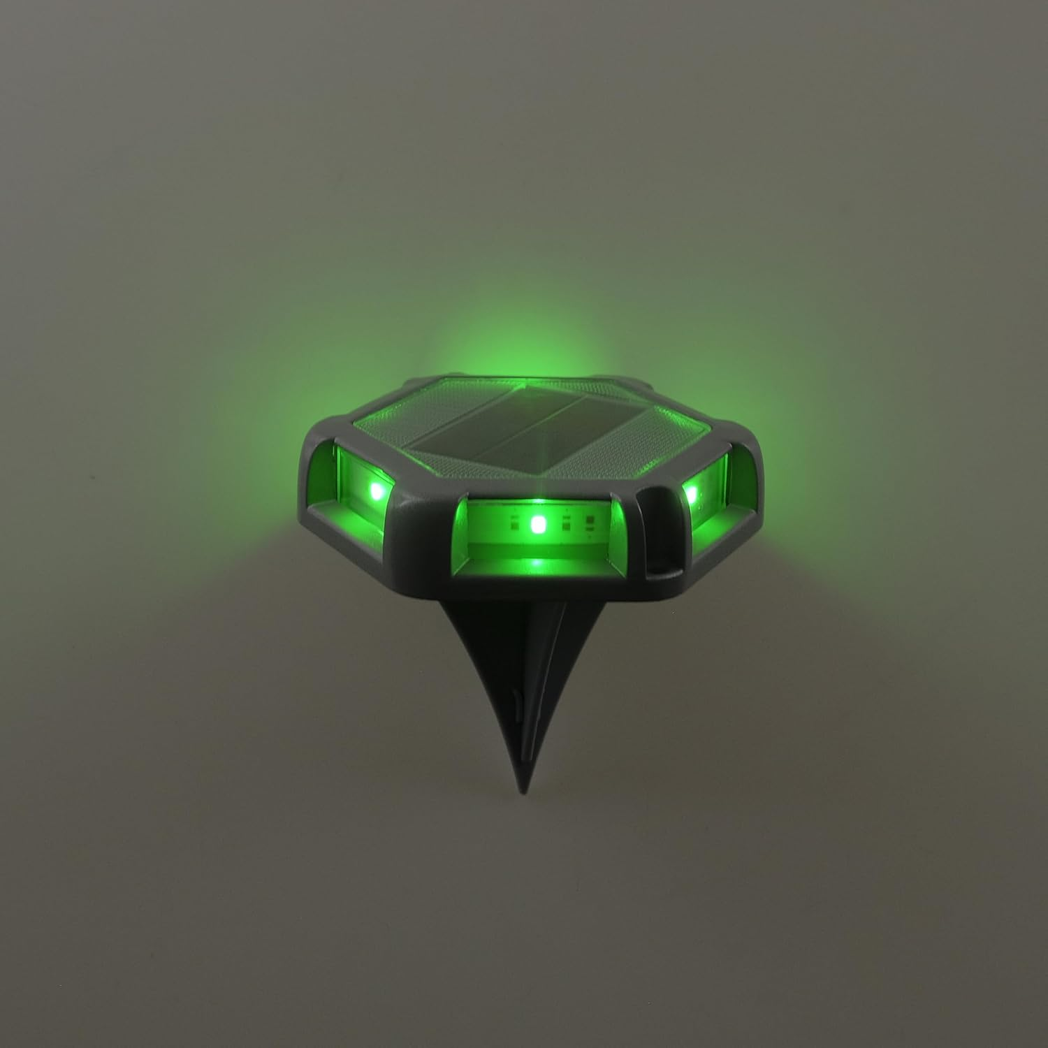 Solar Powered Driveway Lights, Green, Set of 8,Solar Dock Lights,Waterproof 800Mah Outdoor LED Aluminum Dock Lighting Warning for Driveway Sidewalk Garden Pathway Yard